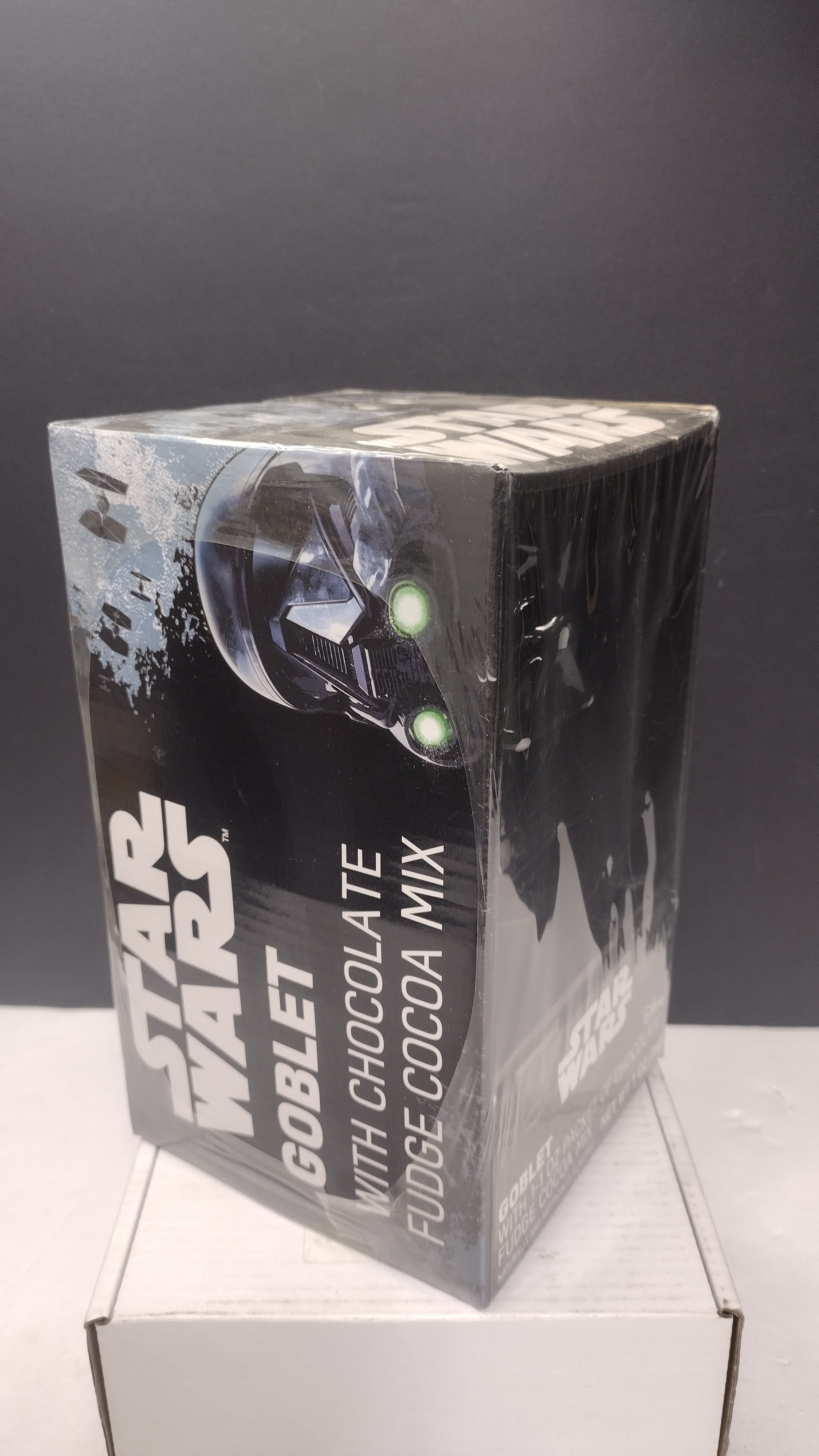 Star Wars Darth Vader Ceramic Goblet Gift Set with Hot Cocoa Mix (Galerie - Brand New / New in Package)