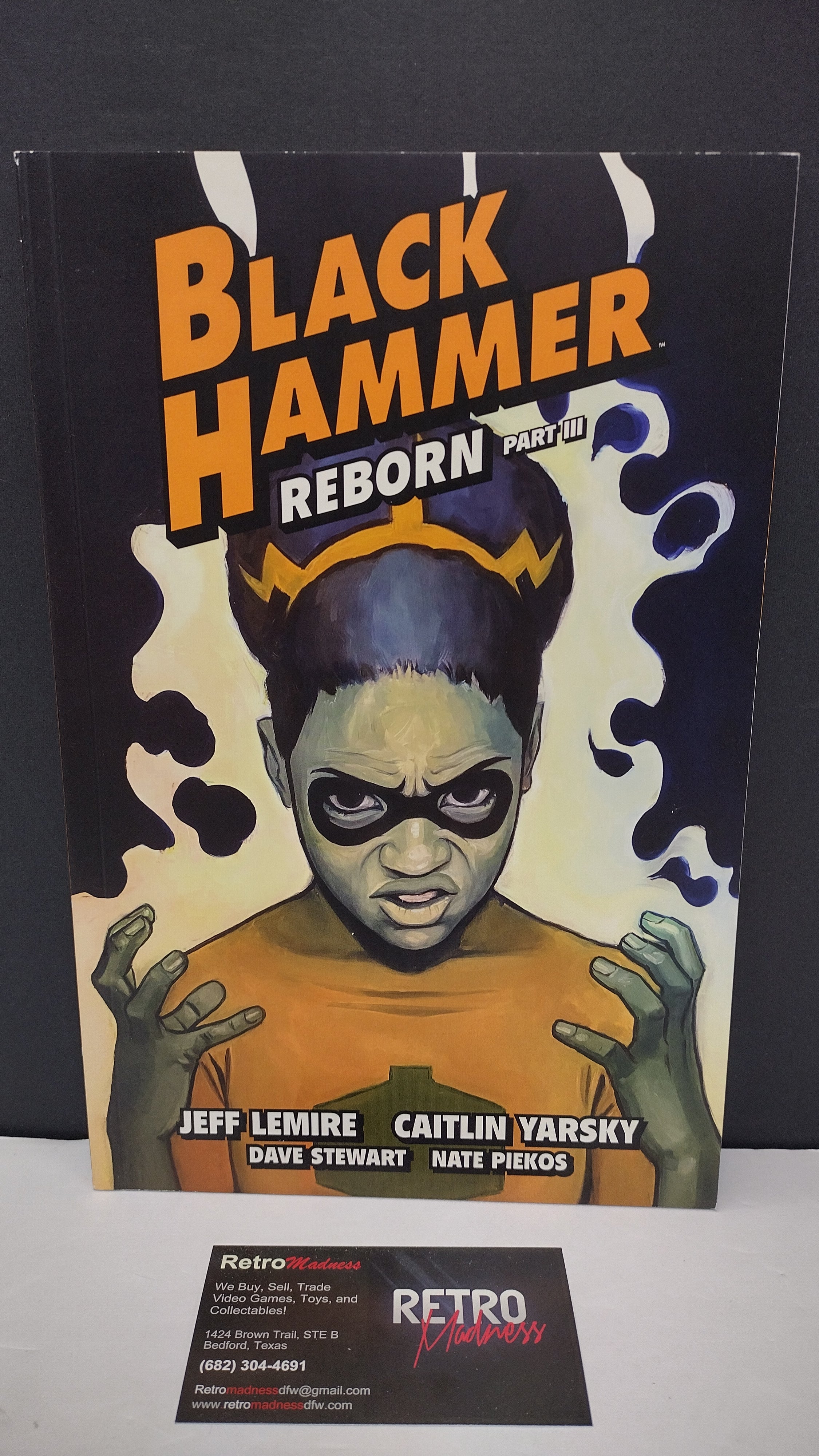 Black Hammer Volume 7: Reborn Part Three by Jeff Lemire – New Paperback