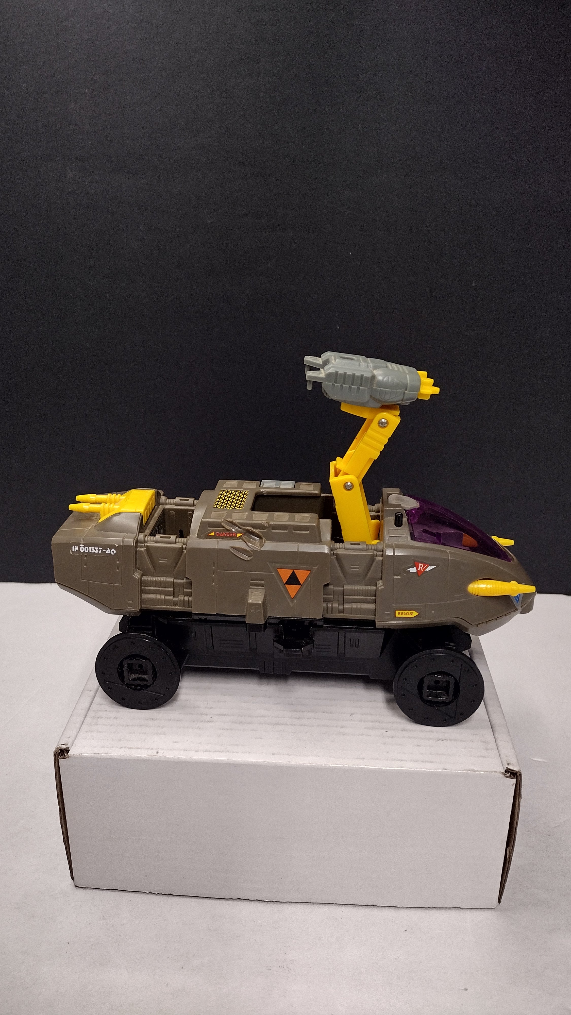 Vintage 1986 Coleco Starcom Shadow Raider Sneak Attack Vehicle (Incomplete / Mechanics Work)