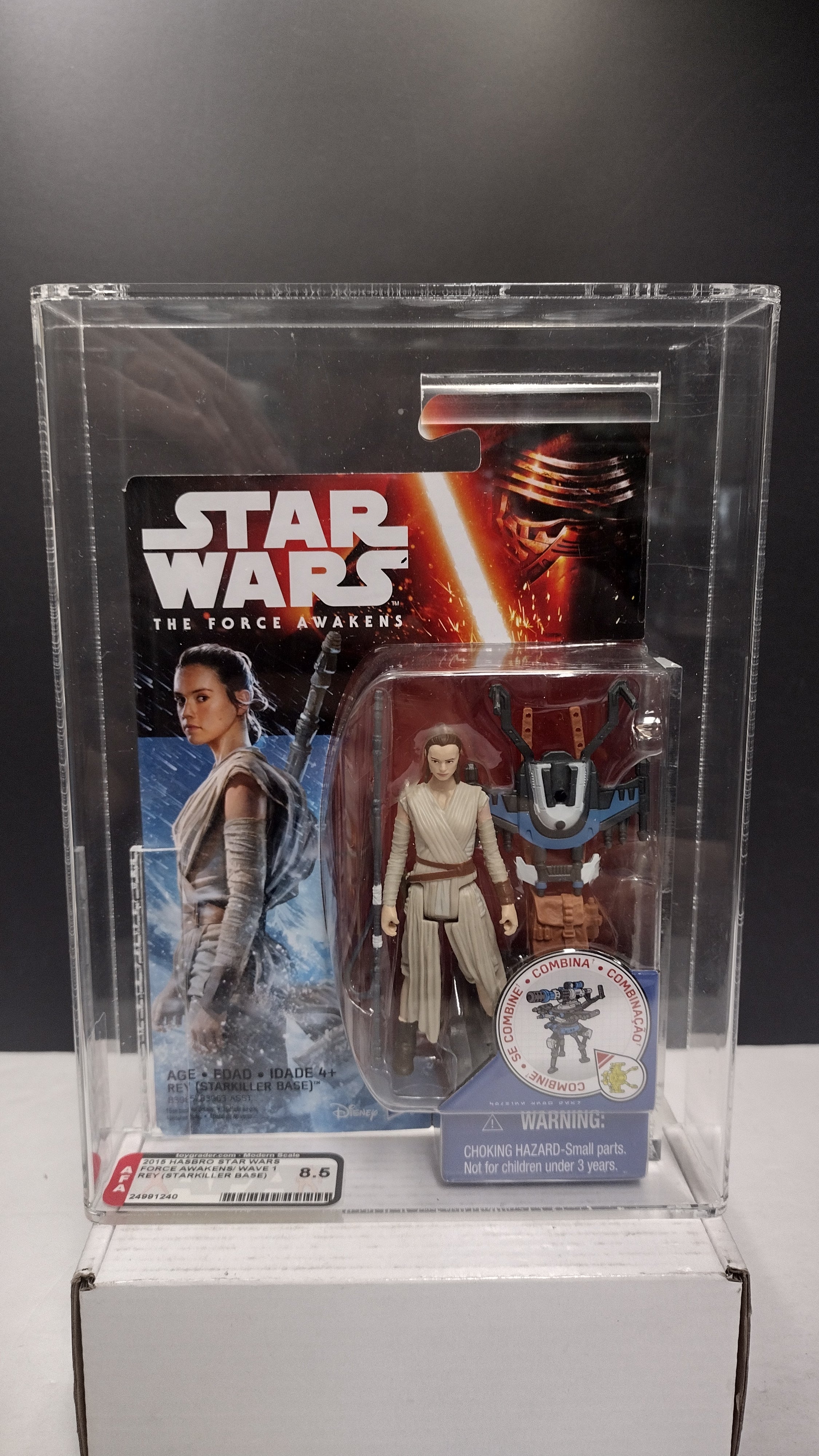 Star Wars: The Force Awakens Rey (Starkiller Base) 3.75" Action Figure – AFA Graded 8.5 NM+ (MIB)