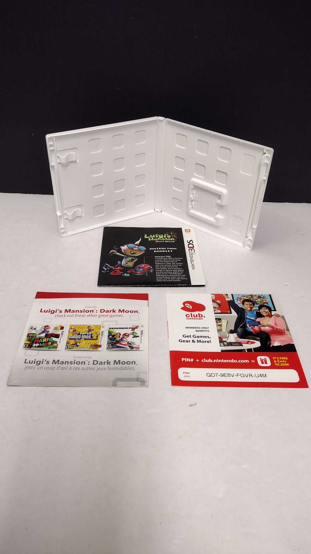 Nintendo 3DS Luigis Mansion Dark Moon Game Case & Manual No Game