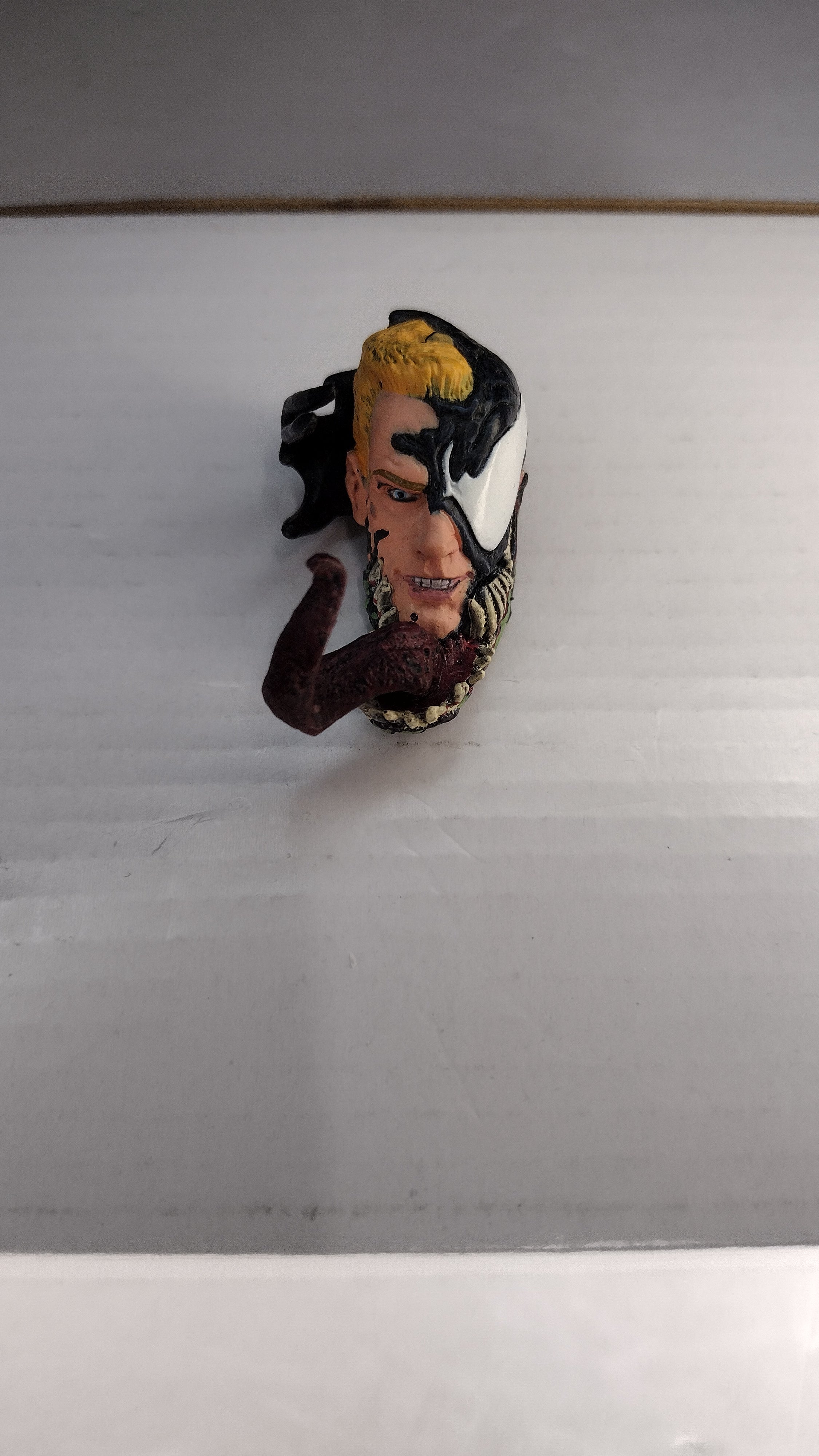 2012 Marvel Diamond Select: Venom – Symbiote Back Attachment & Alternate Heads/Arms ONLY