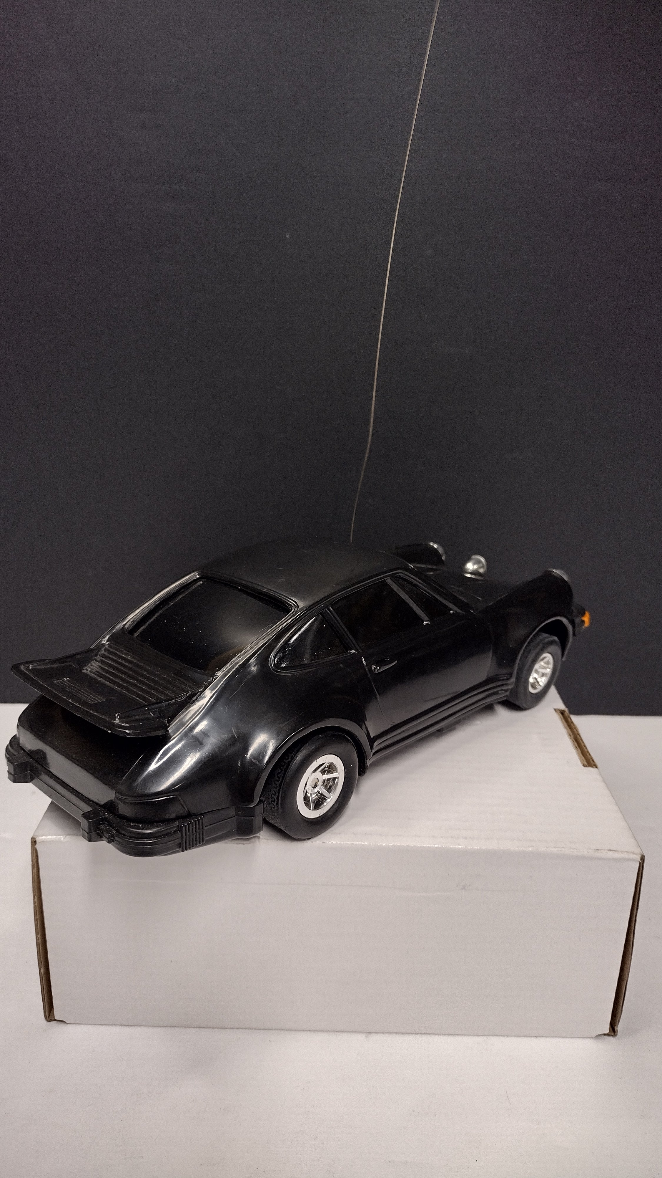 Vintage Sentra Corp. RC Porsche – 1:12 Scale (No Remote)