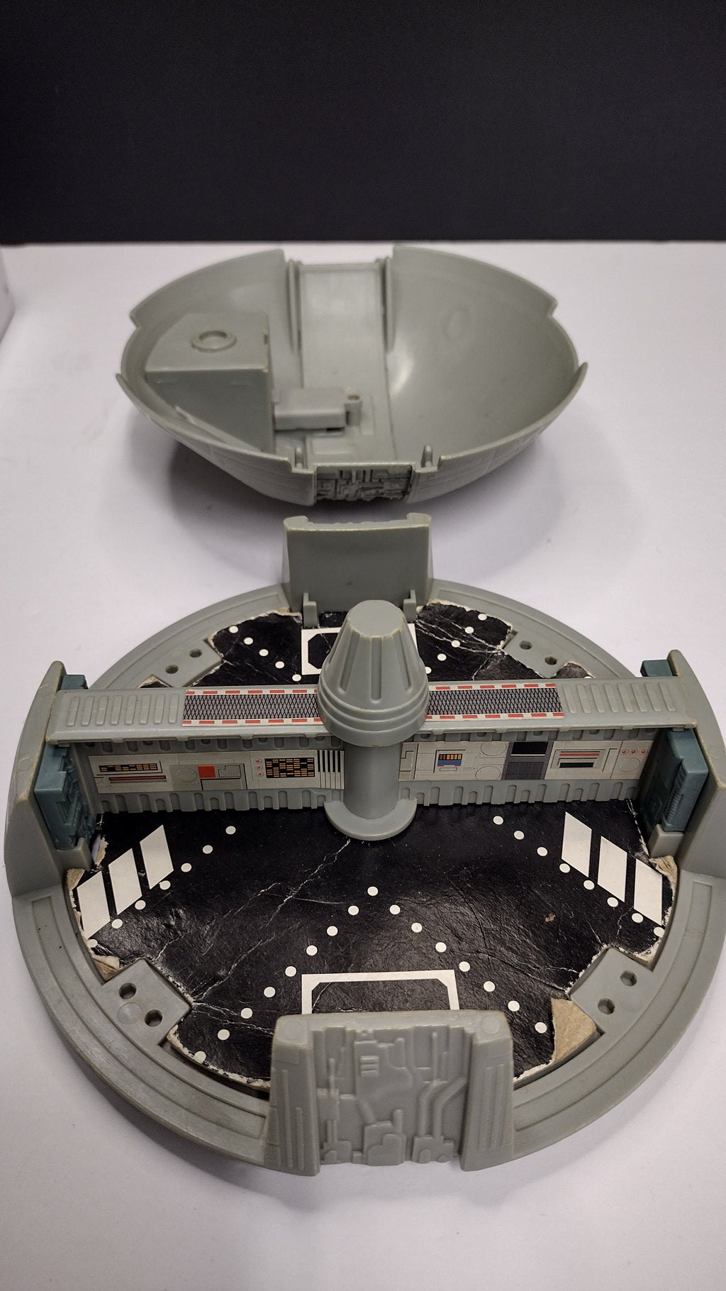 Vintage 1994 Galoob Micro Machines Star Wars Death Star Playset Incomplete