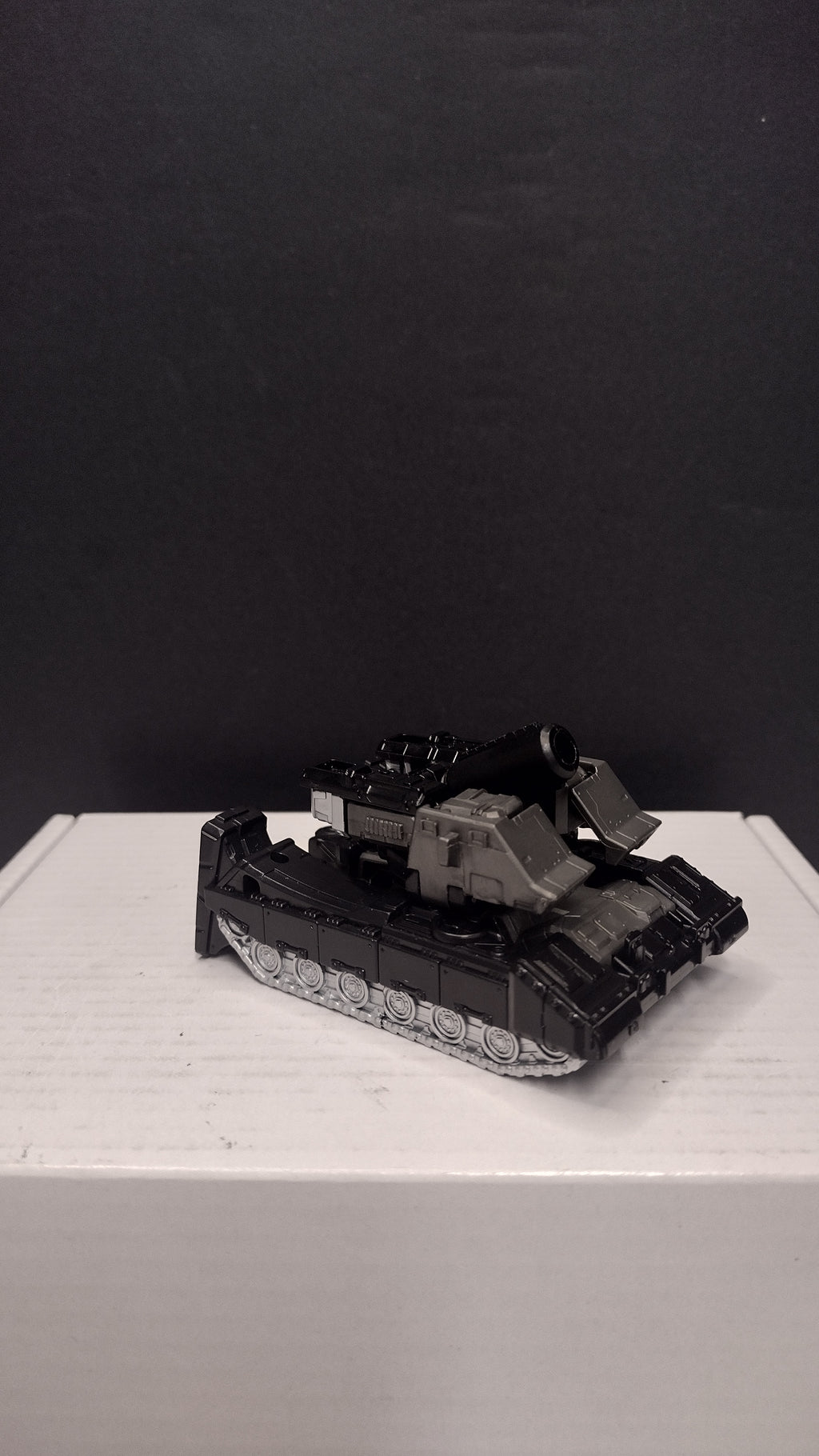 Transformers War for Cybertron: Kingdom Core Class WFC-K13 Megatron – Loose 3.5" Figure (Missing P-38 Handgun Accessory)
