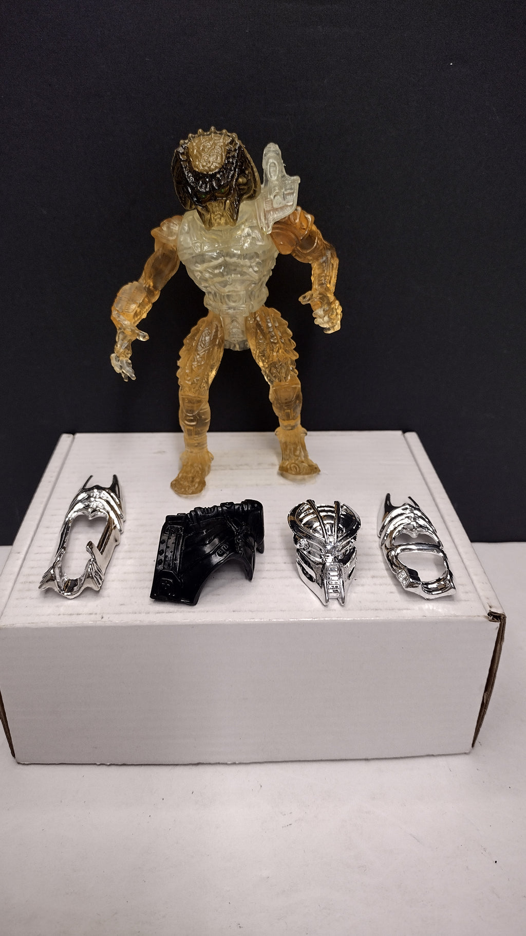 Vintage 1993 Kenner Predator Mail-In Exclusive Action Figure (Figure A - Complete with Mailer Box, Bags & Instructions)