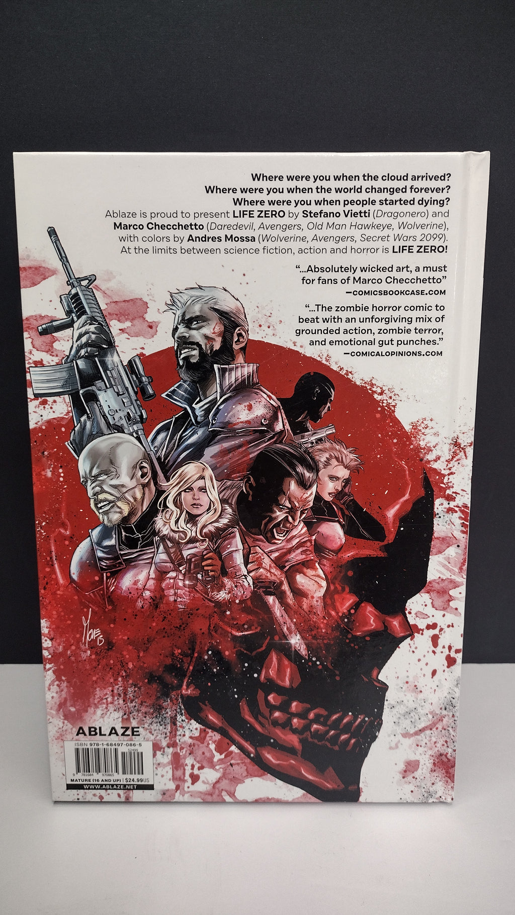 (MATURE) Life Zero – Deluxe Hardcover Graphic Novel (English Edition)