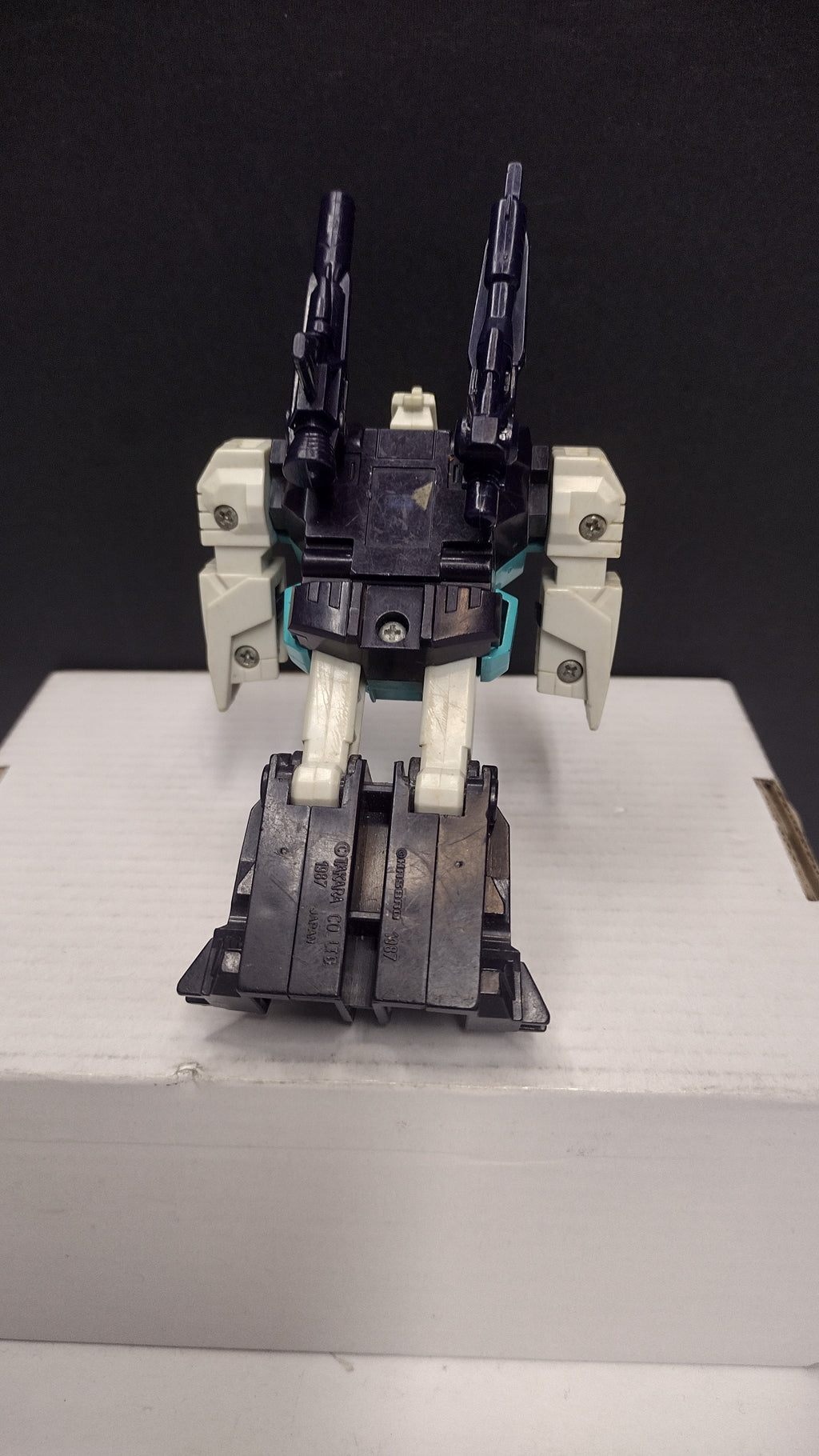 Vintage 1987 G1 Transformers: Decepticon Wingspan Action Figure – Loose Figure with Both Weapons (Missing Wings & Decals)