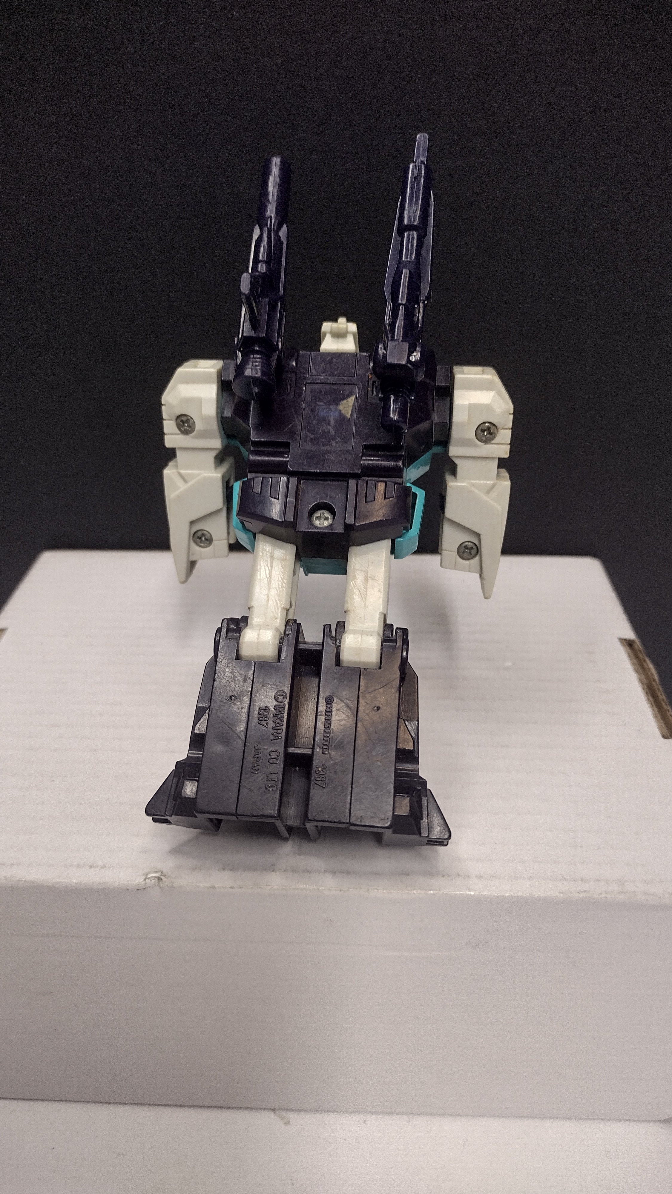 Vintage 1987 G1 Transformers: Decepticon Wingspan Action Figure – Loose Figure with Both Weapons (Missing Wings & Decals)