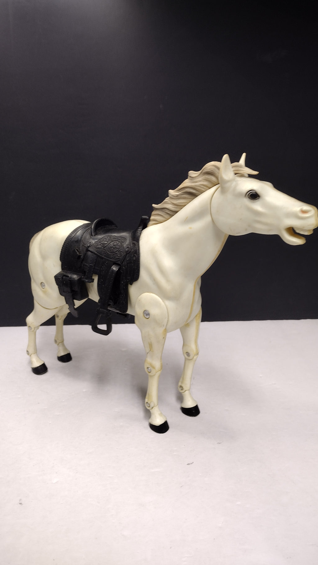 Vintage 1973 Gabriel Toys Lone Ranger SILVER HORSE Action Figure with Saddle