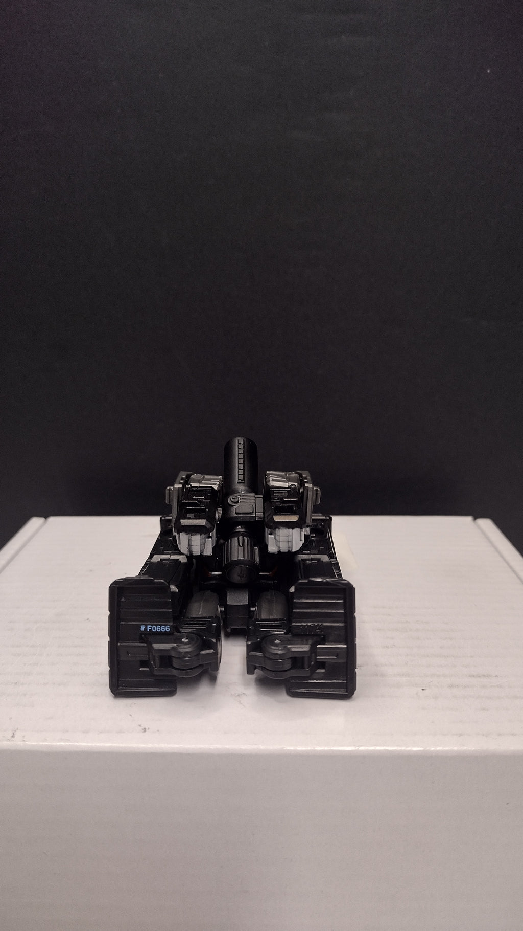 Transformers War for Cybertron: Kingdom Core Class WFC-K13 Megatron – Loose 3.5" Figure (Missing P-38 Handgun Accessory)