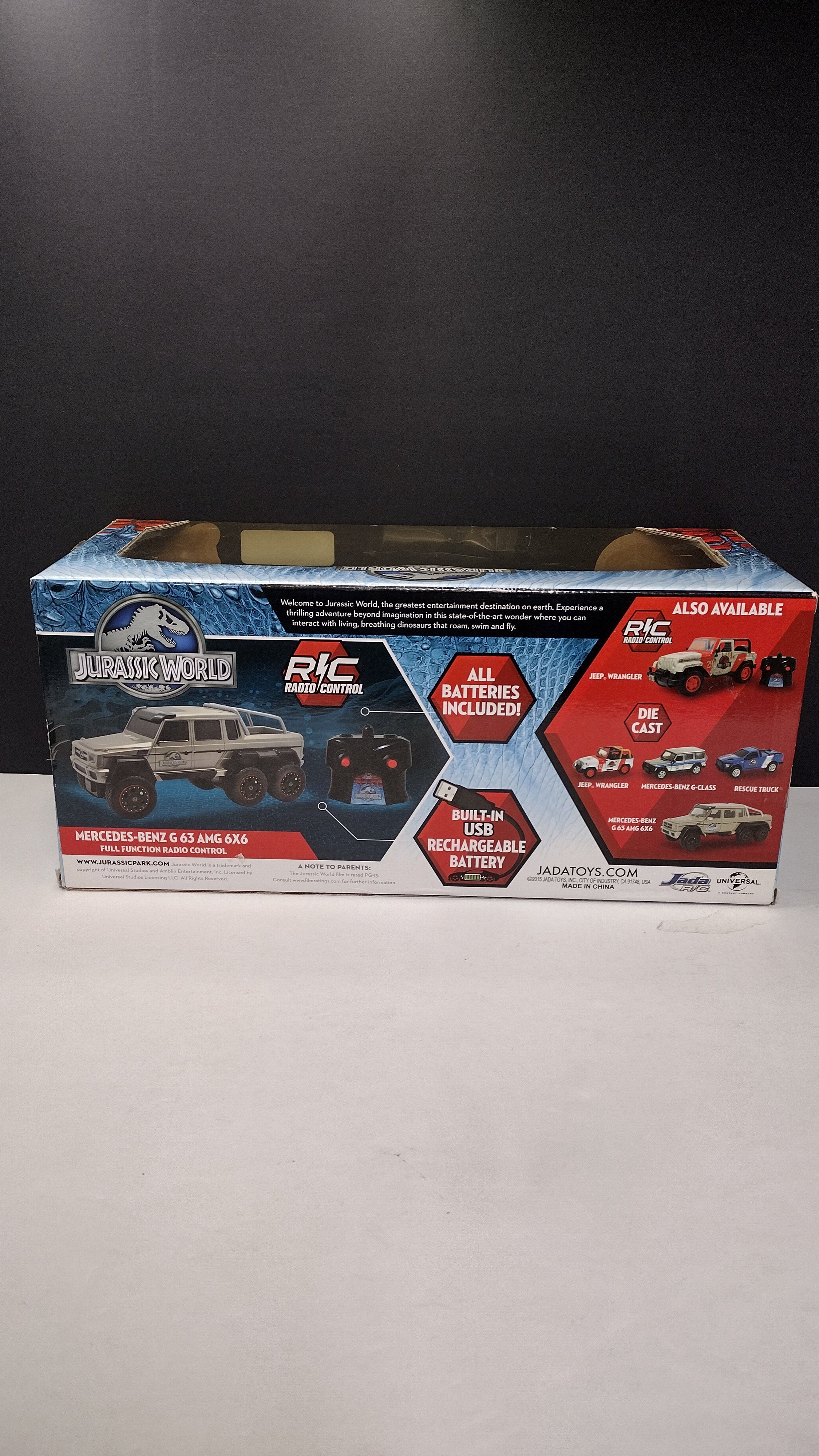 Jada Toys Jurassic World Mercedes-Benz G63 AMG 6x6 Die-Cast Truck (1:24 Scale) — RARE!