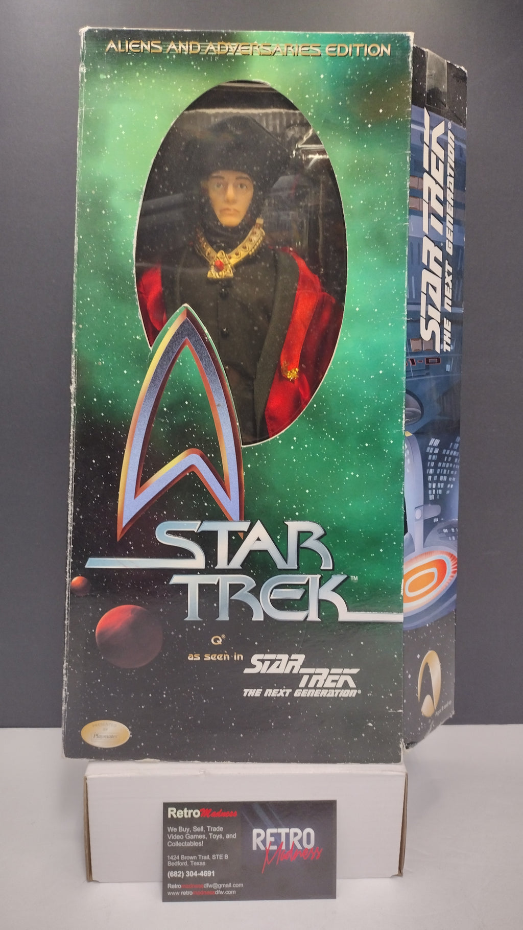 Star Trek: TNG Q (Aliens and Adversaries Edition) 12" Figure