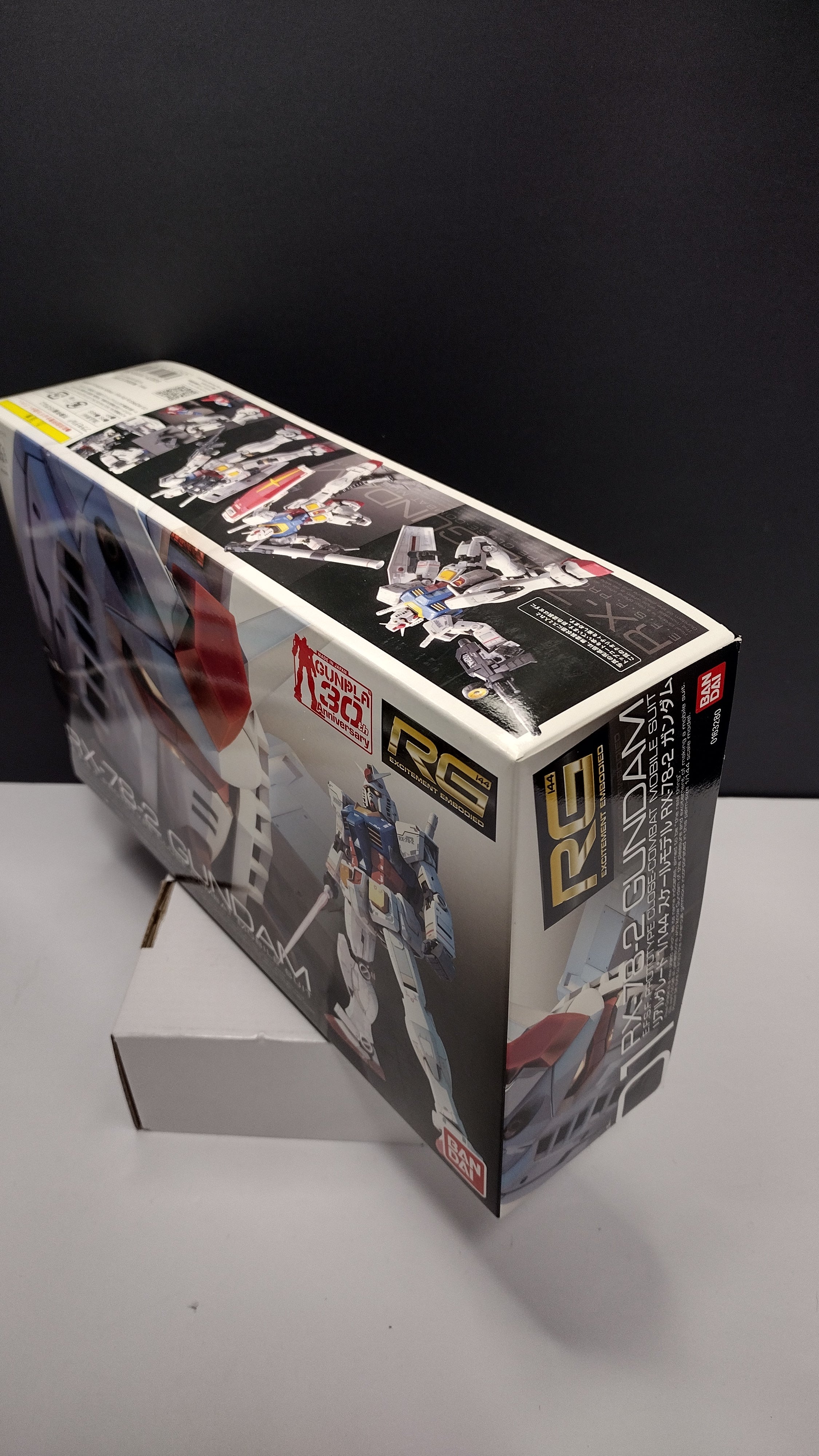 Bandai Spirits Gundam RG 1/144 RX-78-2 – Real Grade Model Kit (Open Box / Sealed Contents)