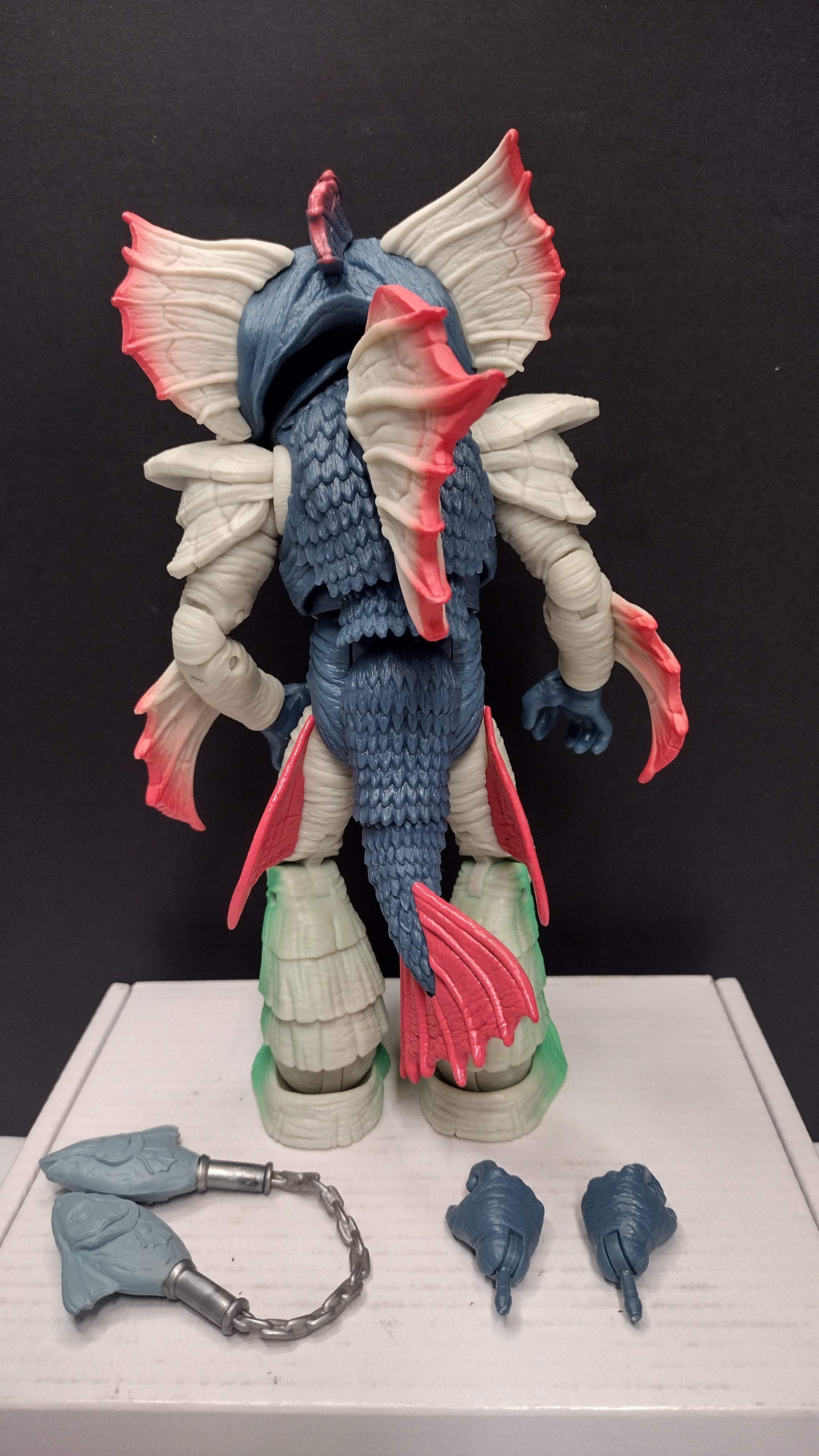 Authentic Power Rangers Lightning Collection: Pirantishead 7-Inch Deluxe Action Figure • Loose & 100% Complete (Hasbro)