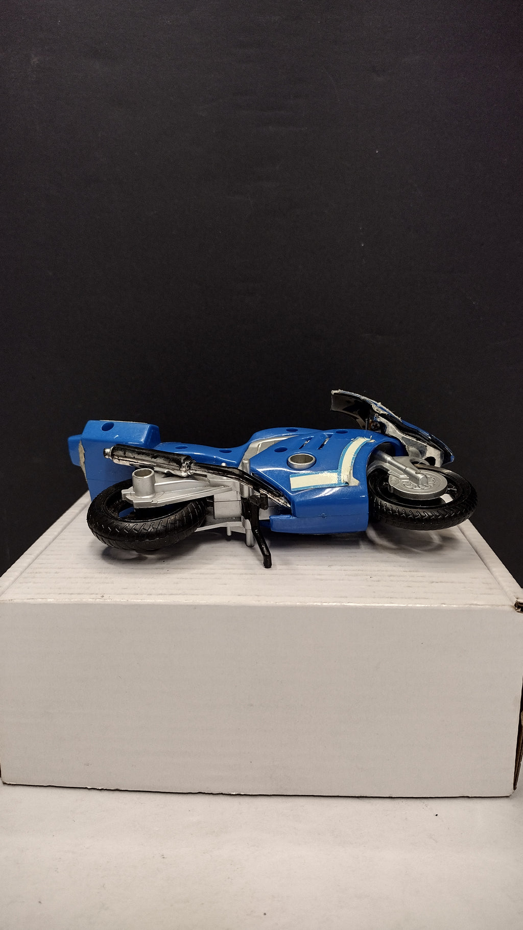 Vintage 1993 Bandai Mighty Morphin Power Rangers Triceratops Battle Bike Vehicle (Loose)