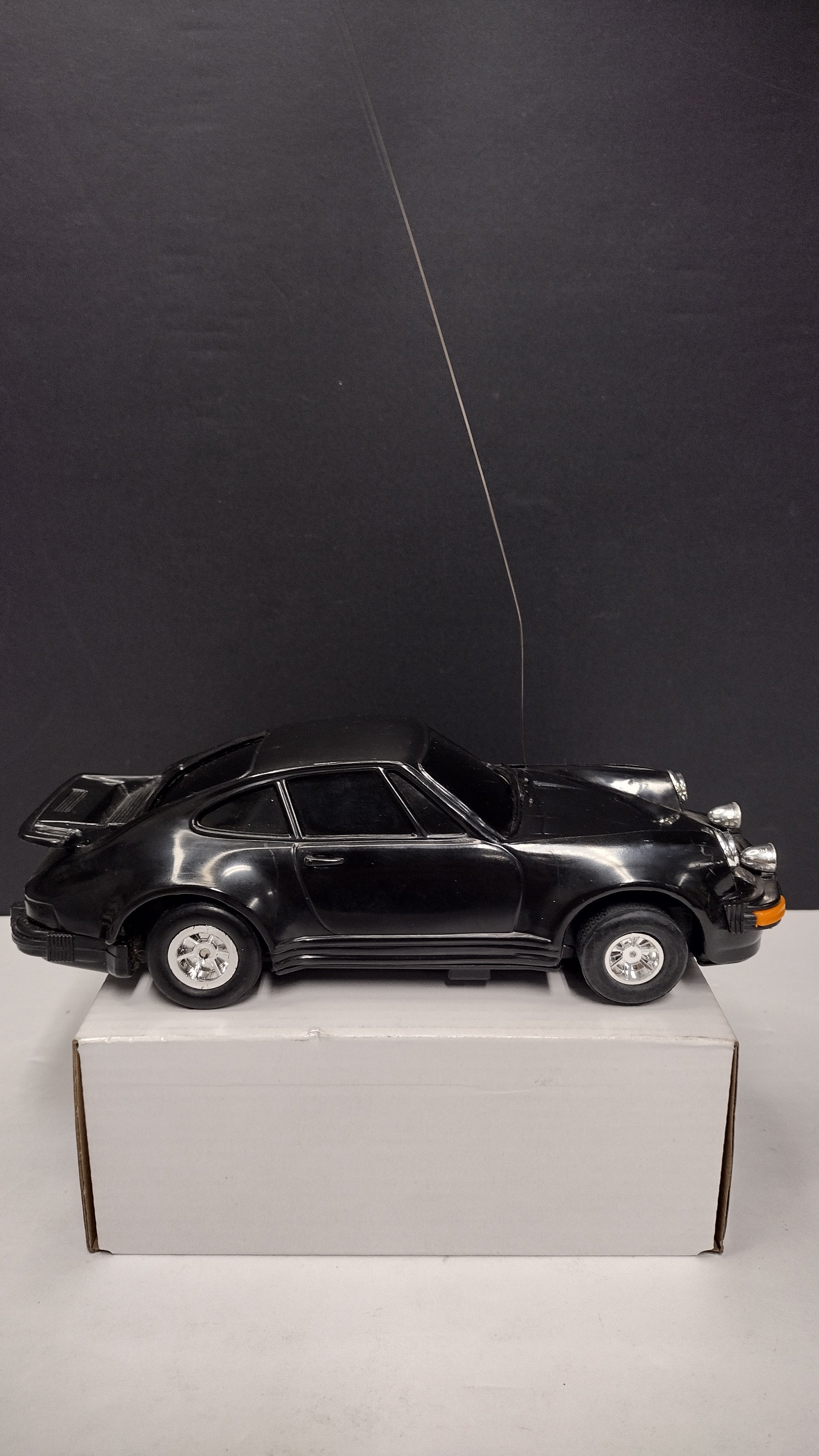 Vintage Sentra Corp. RC Porsche – 1:12 Scale (No Remote)