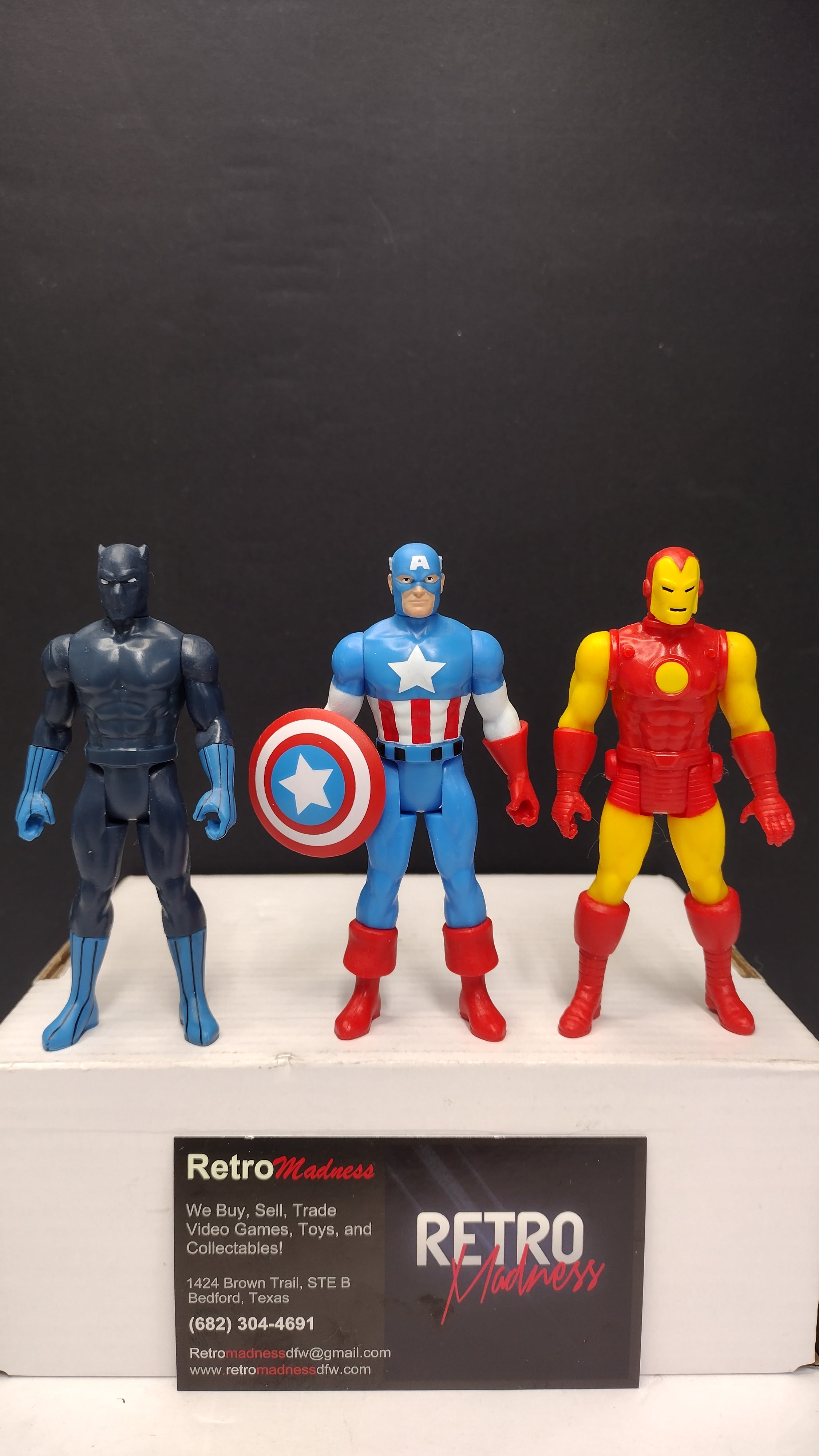 Marvel Legends Retro Collection: Avengers Core – Lot E - Captain America, Iron Man and Black Panther (Loose)
