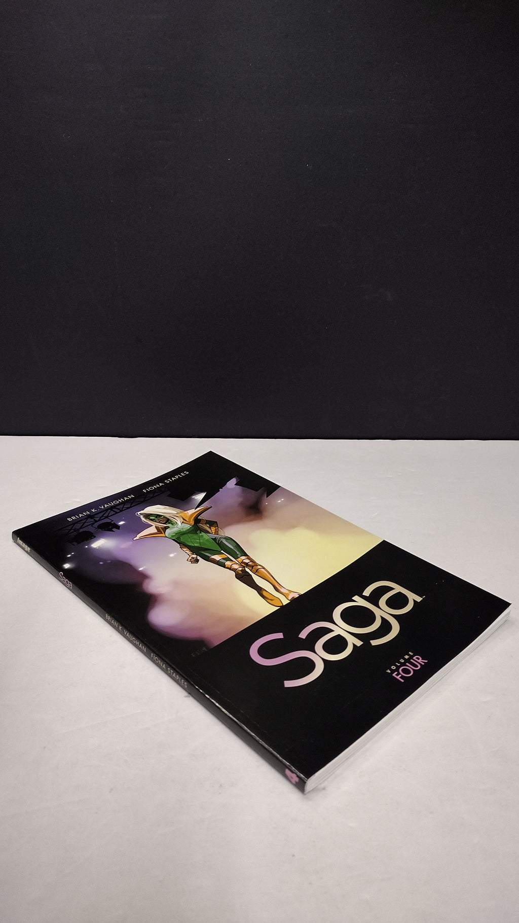 (MATURE) Saga, Vol. 4 by Brian K. Vaughan & Fiona Staples – New Paperback
