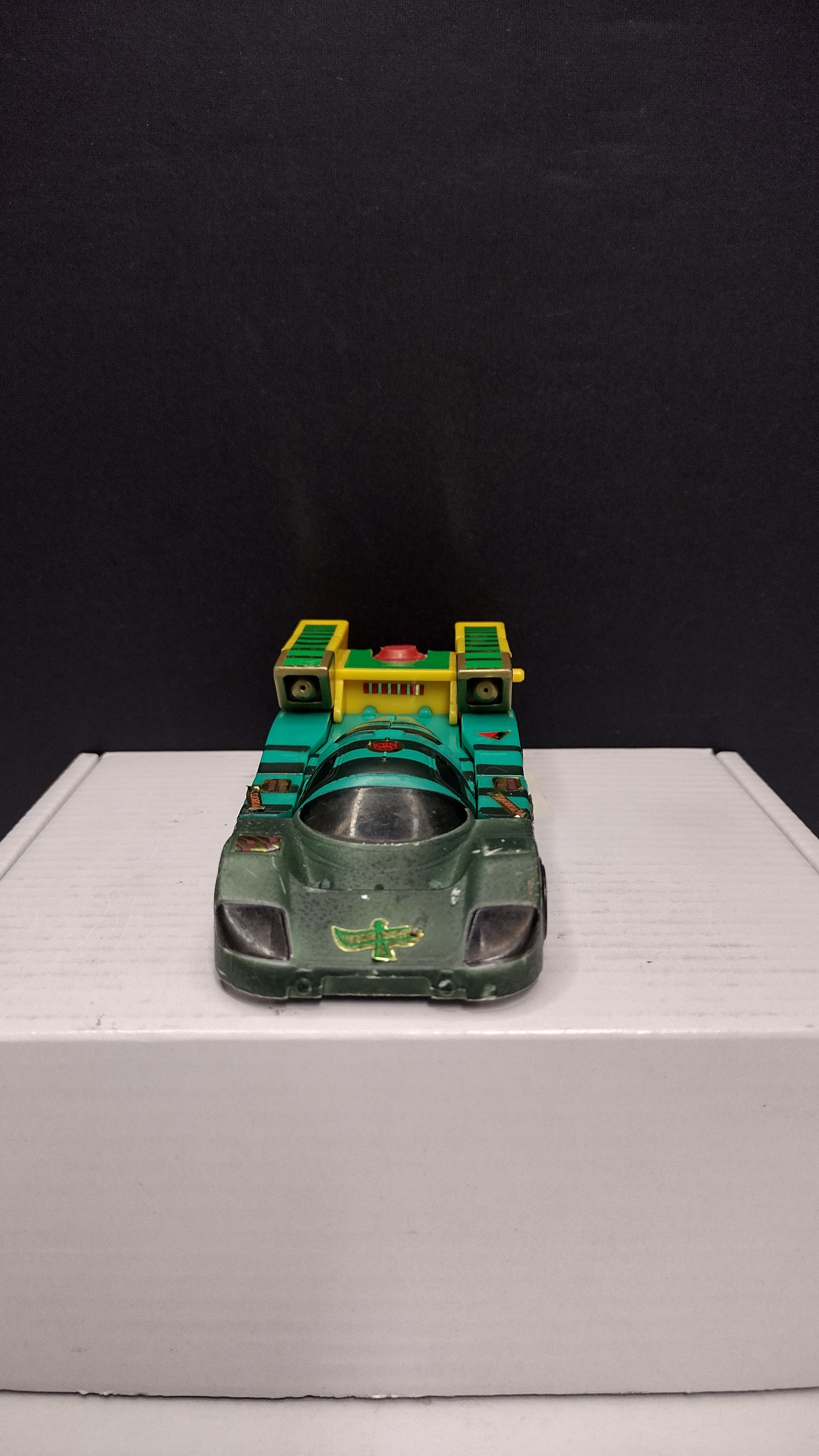 Vintage 1993 G2 Transformers: Color Changers Drench Action Figure – Loose & Complete (Front Plate Hinge Issue / Played-With Condition)