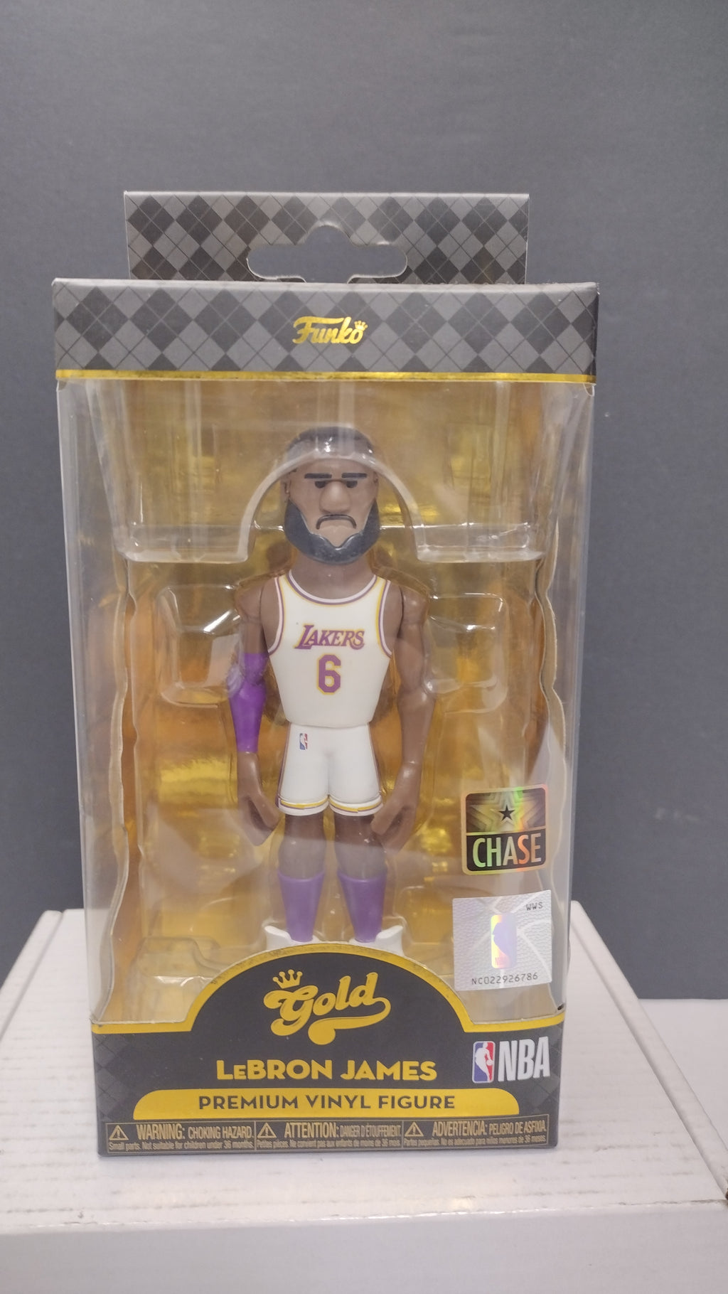 Funko GOLD LeBron James Los Angeles Lakers CHASE Variant Premium Vinyl Figure NIB