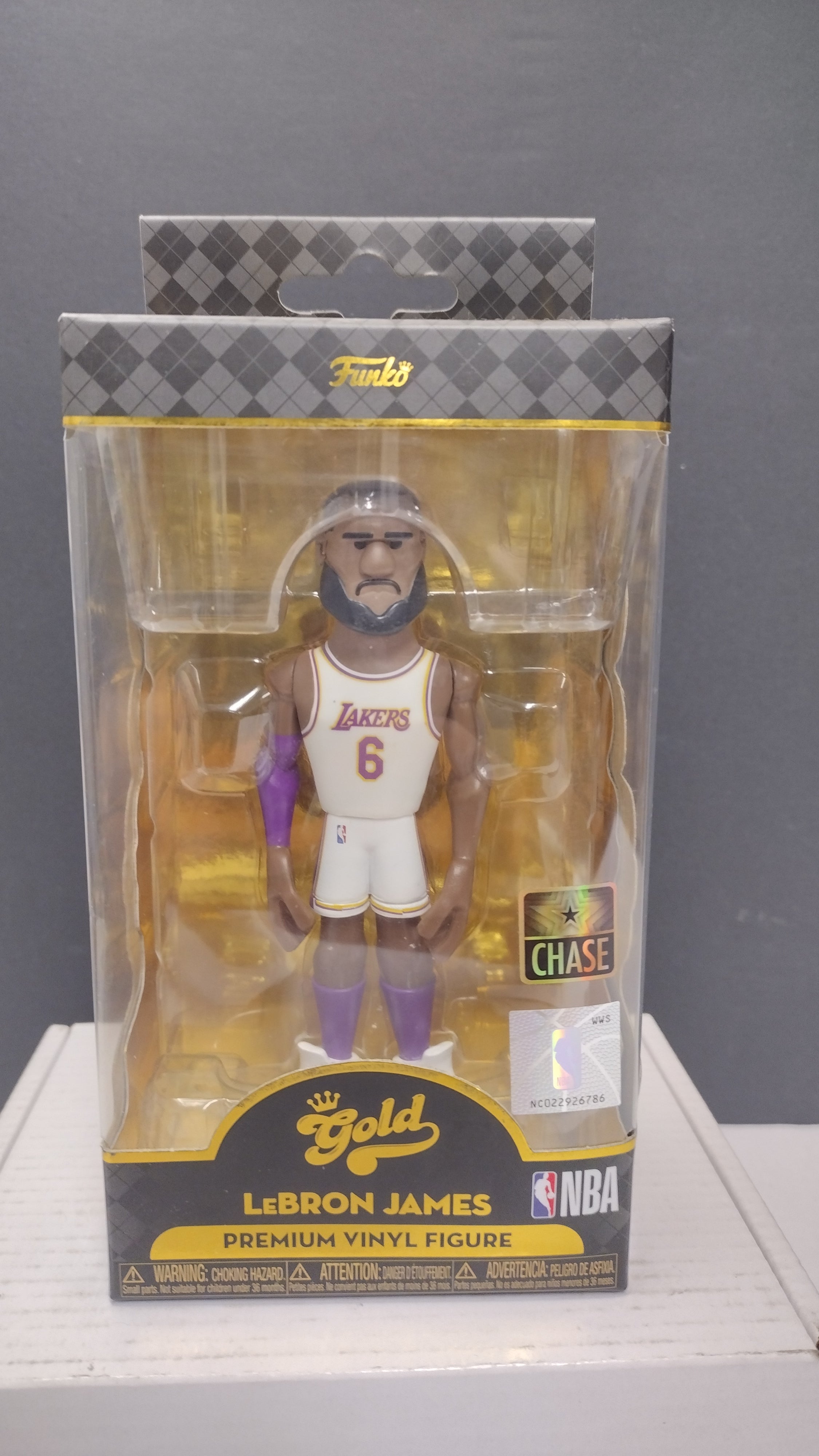 Funko GOLD LeBron James Los Angeles Lakers CHASE Variant Premium Vinyl Figure NIB