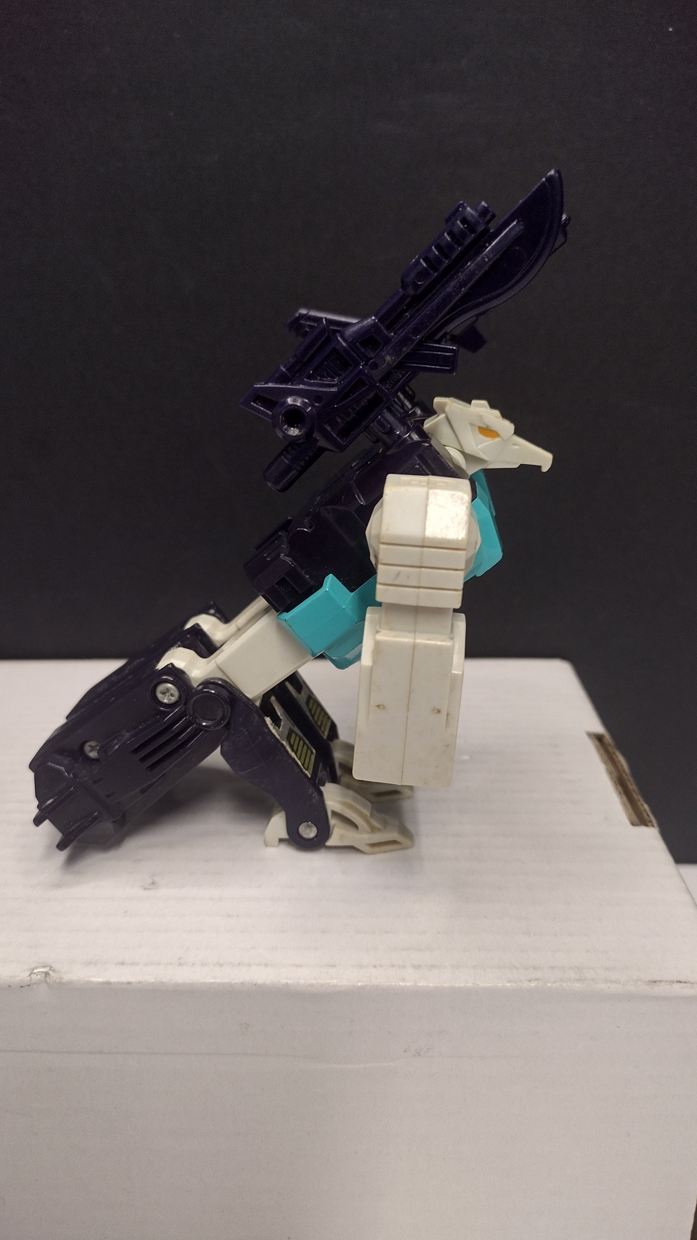 Vintage 1987 G1 Transformers: Decepticon Wingspan Action Figure – Loose Figure with Both Weapons (Missing Wings & Decals)