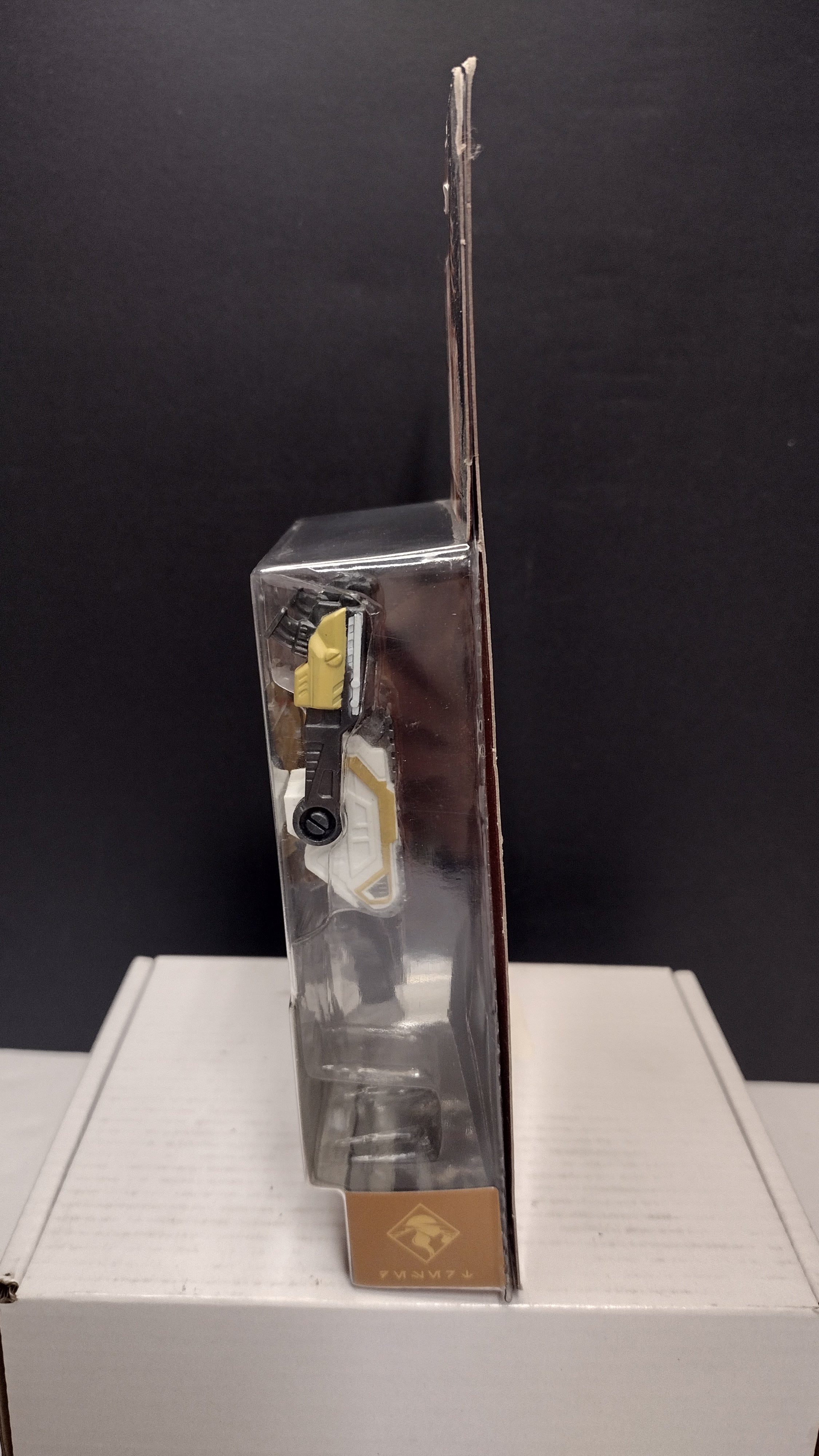 Star Wars: The Force Awakens – Finn (Jakku) 3.75-Inch Action Figure with Desert Mission Gear • Hasbro 2015 (NIB)