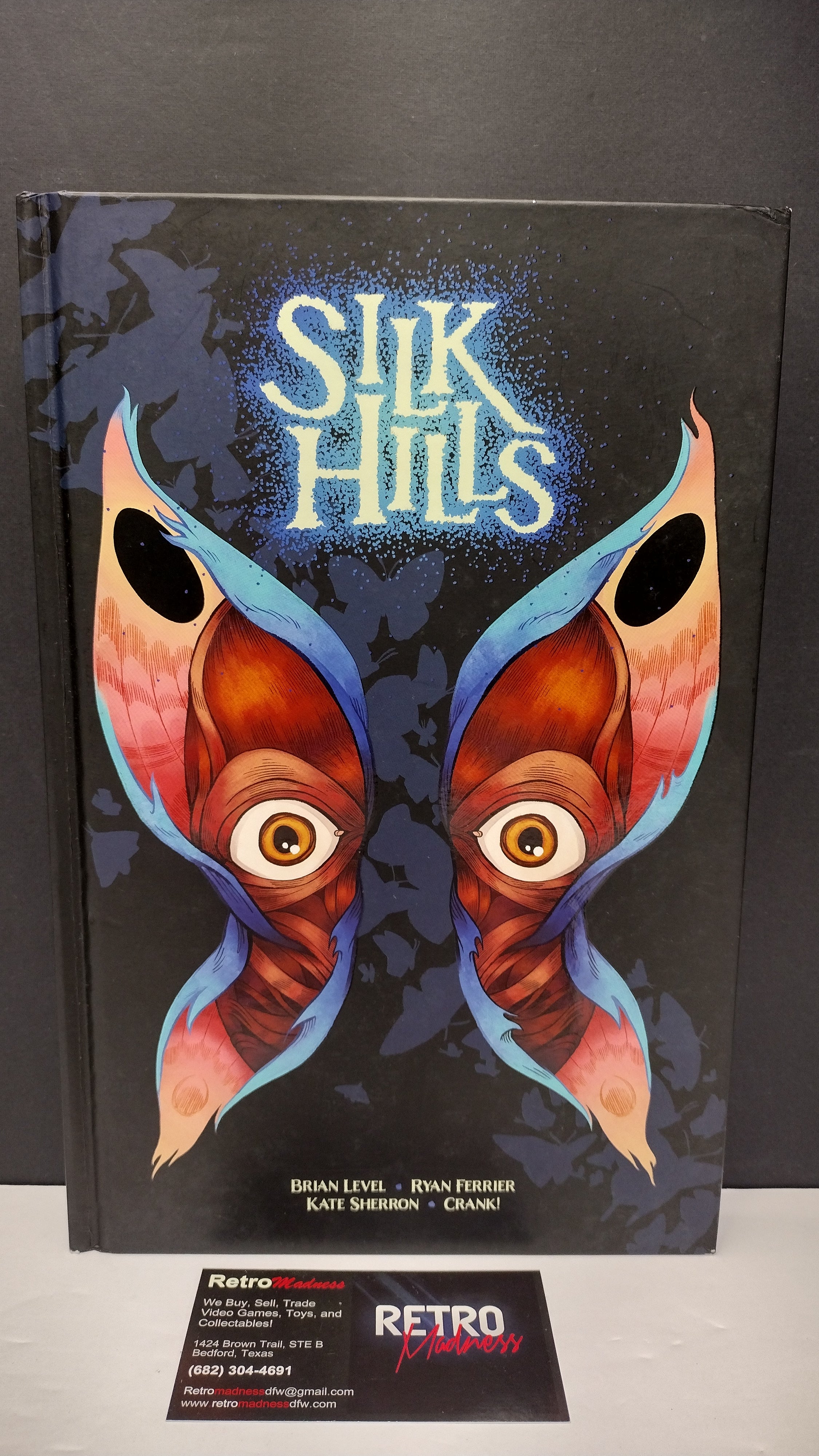 (MATURE) Silk Hills by Ryan Ferrier & Brian Level – New Hardcover