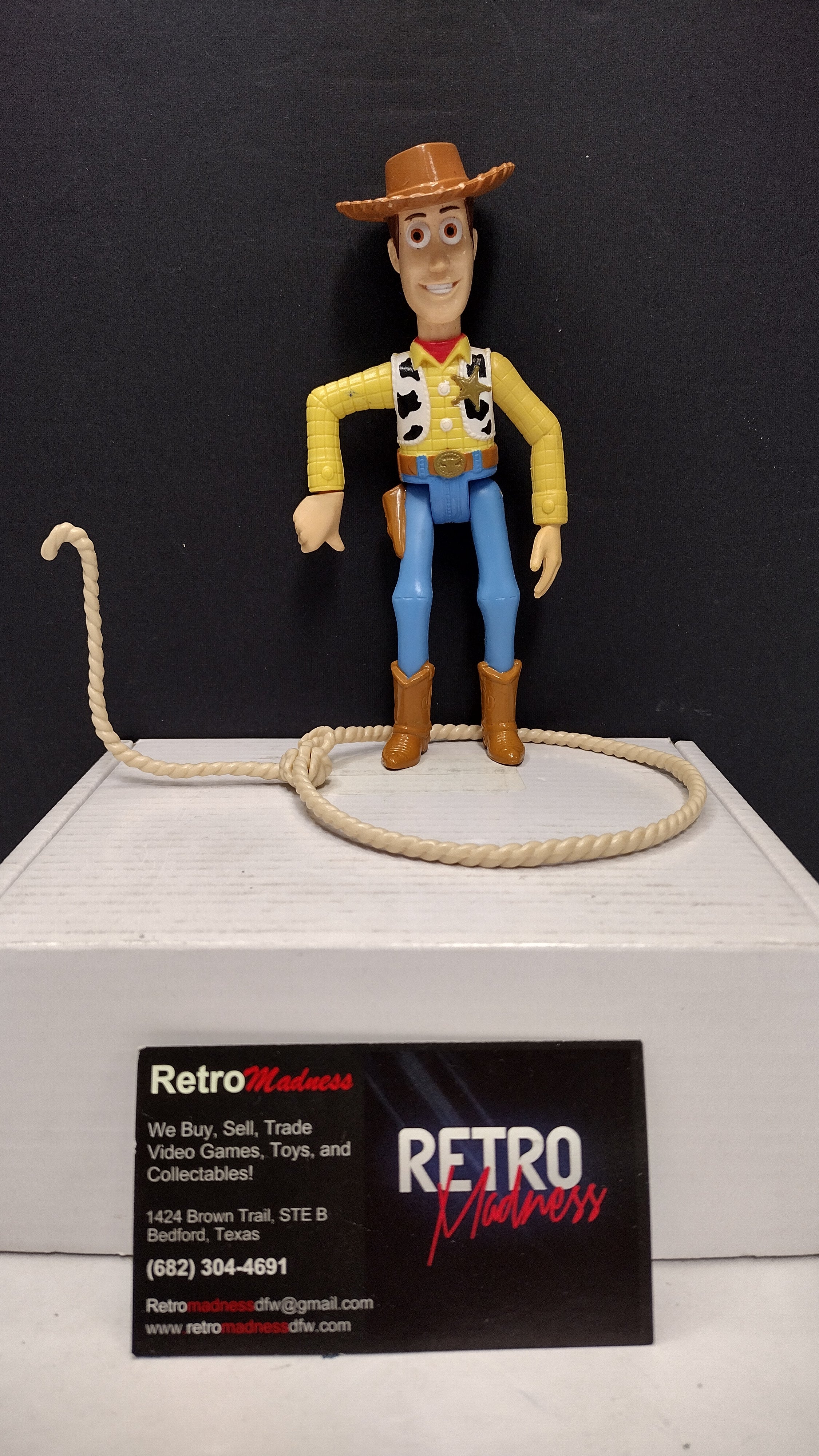 Vintage 1995 Disney Pixar Toy Story Sheriff Woody Burger King Kids Club Plastic Figure with Lasso (Loose)