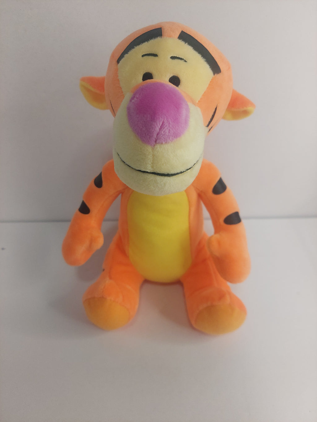 Disney Winnie the Pooh Tigger 9" Plush