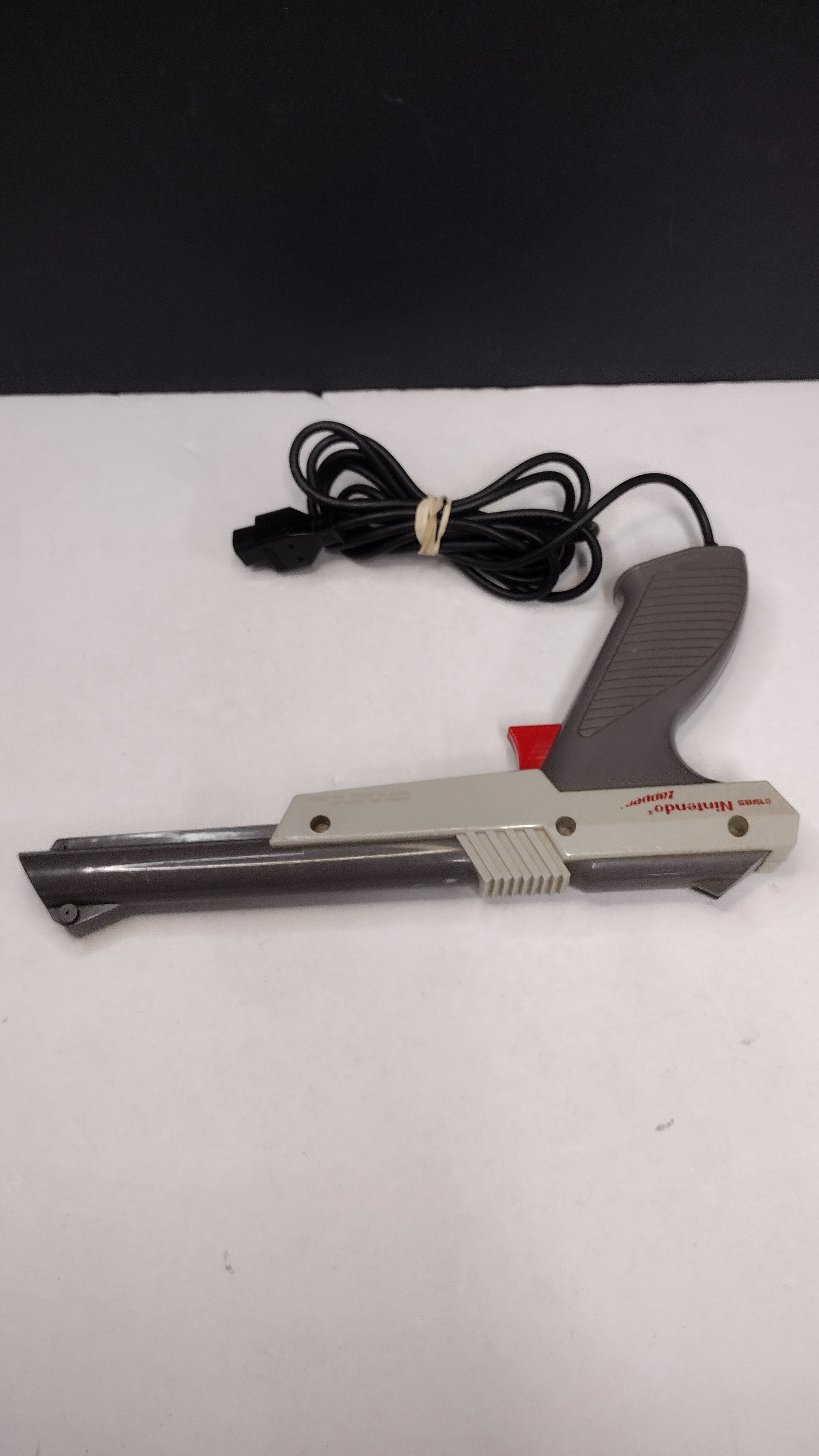 Nintendo NES Zapper Light Gun Gray Controller OEM Original NES-005 - Tested