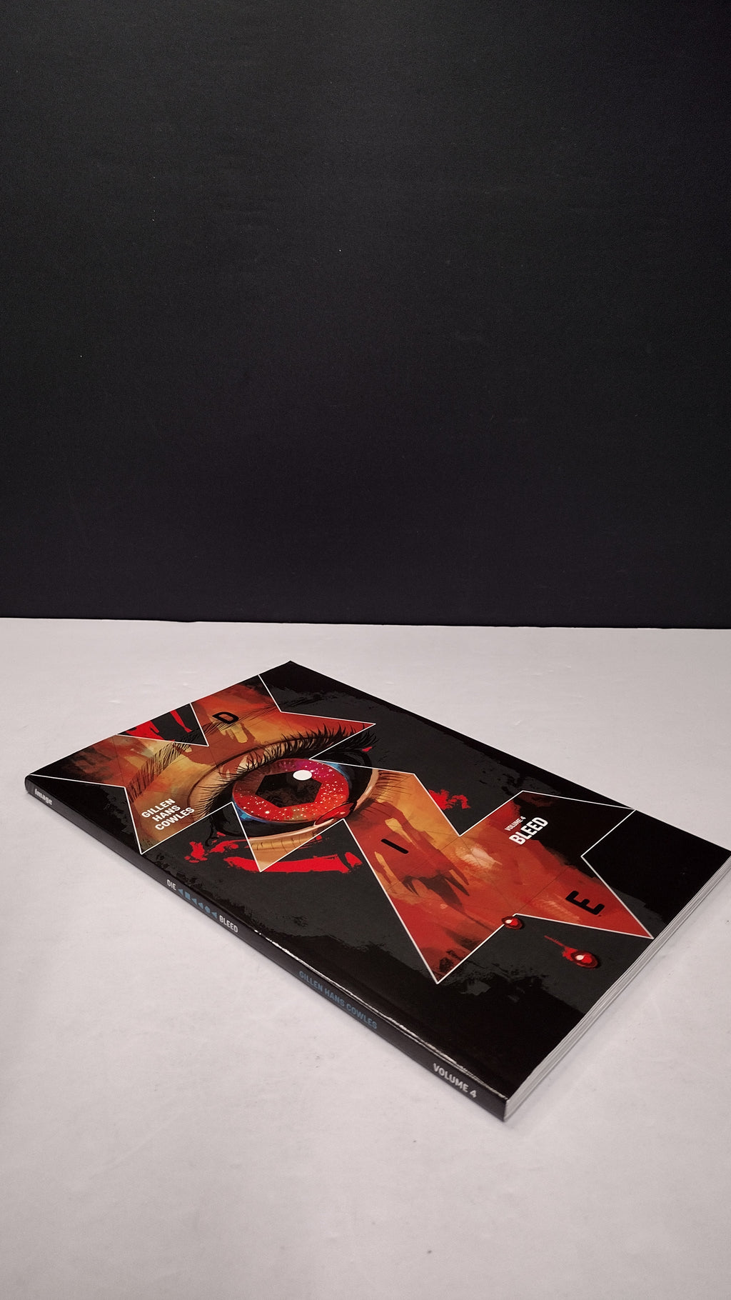 (MATURE) Die Volume 4: Bleed by Kieron Gillen & Stephanie Hans – New Paperback