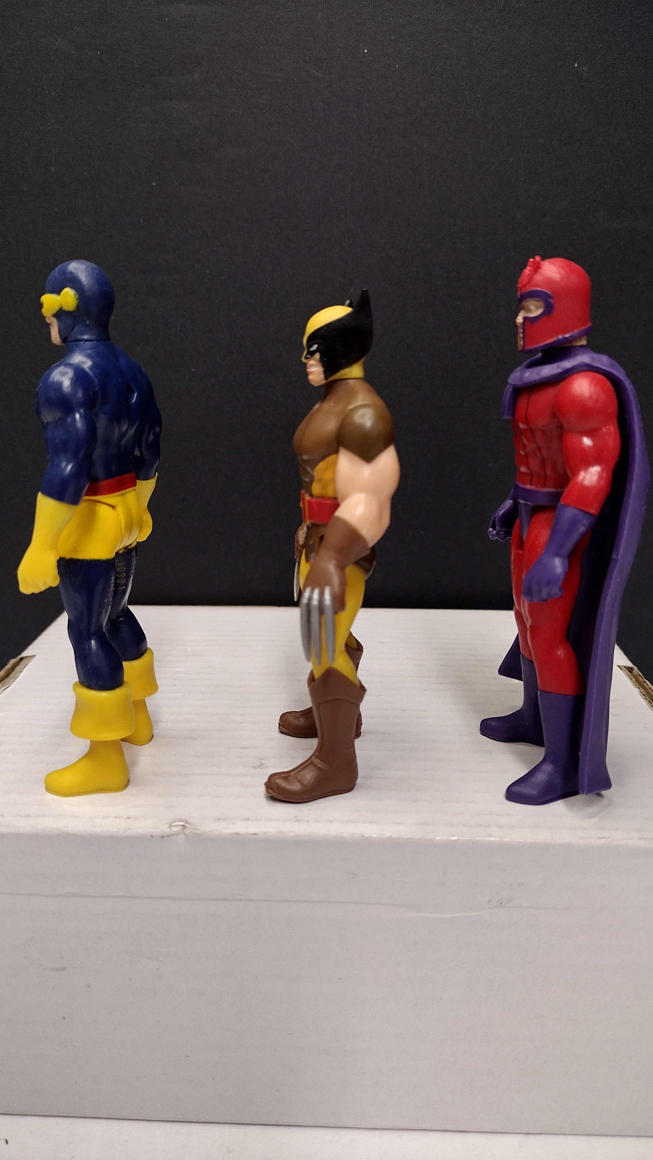 Marvel Legends Retro Collection: X-Men – Lot C - Wolverine, Magneto and Cyclops (Loose)