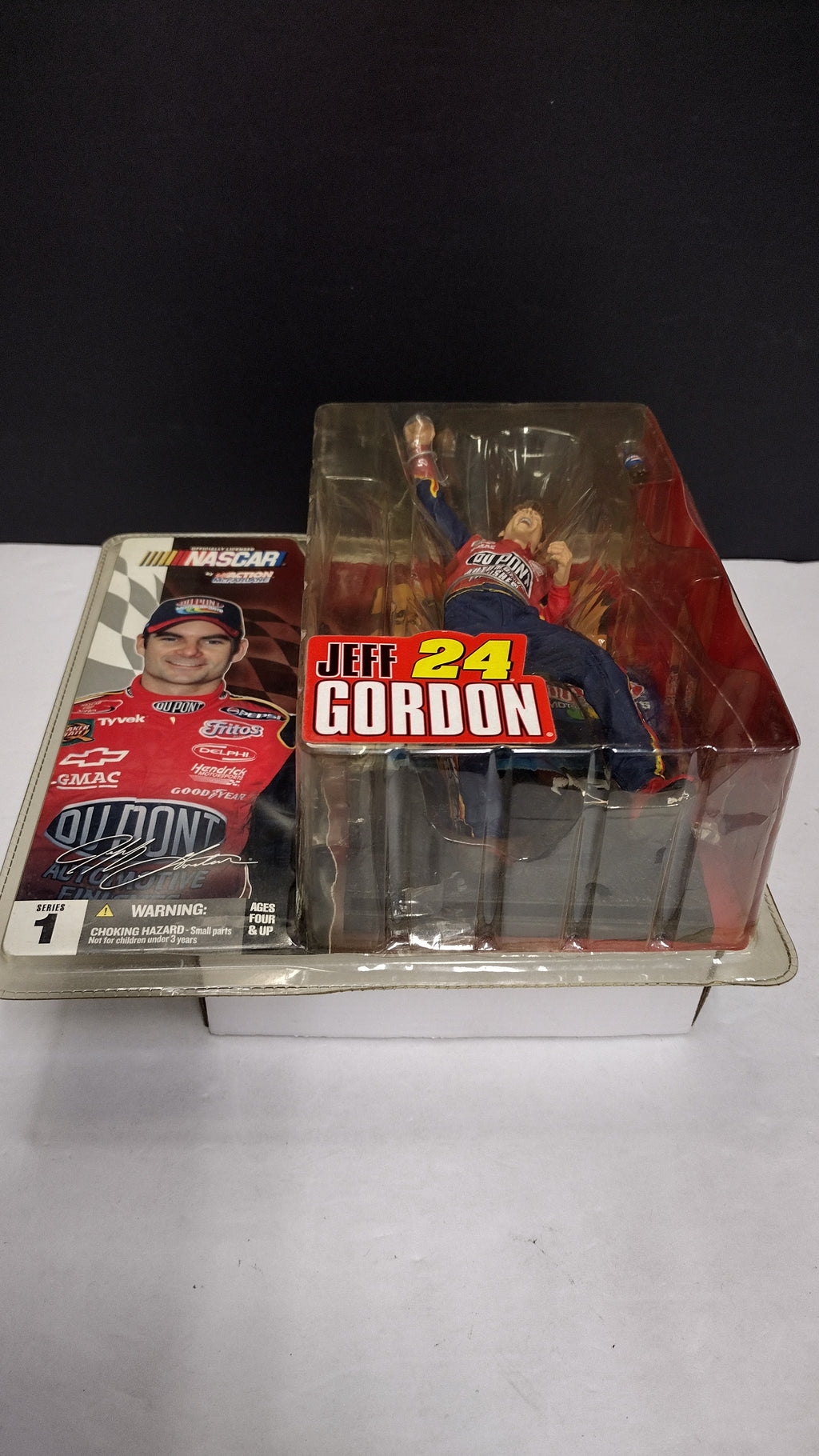 McFarlane NASCAR Series 1 Jeff Gordon #24 Action Figure (2003) CIB