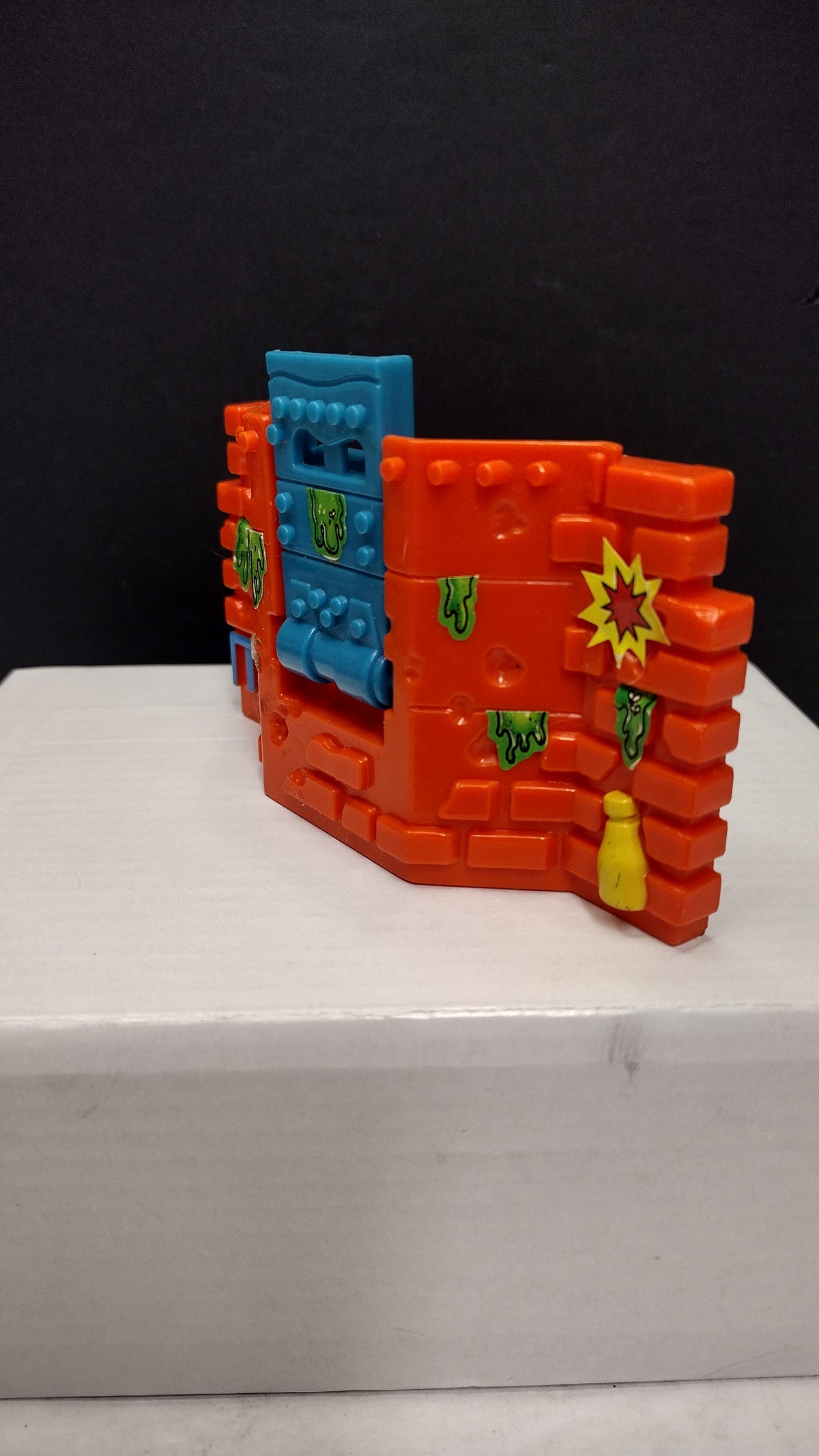 Vintage TMNT 1990 Oozey Cannon Brick Wall and Trap Door Accessory Part OEM