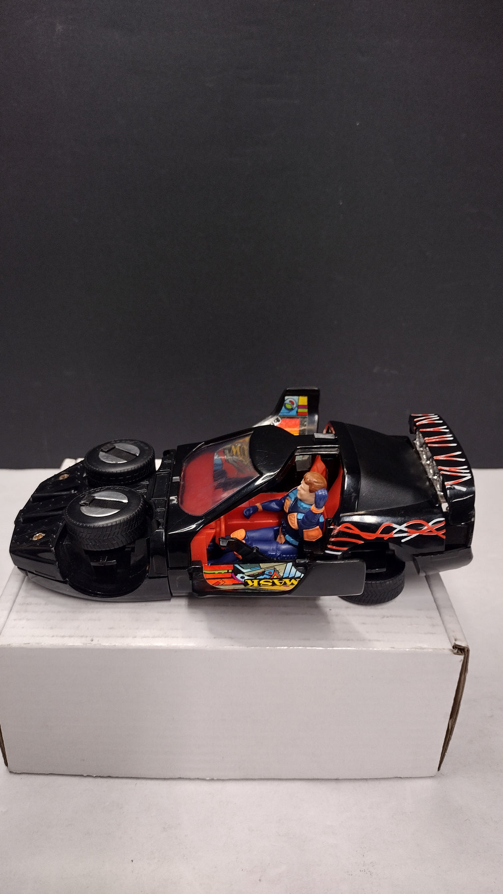 Vintage 1986 Kenner M.A.S.K. Series 2 Raven & Calhoun Burns (Loose / Incomplete)