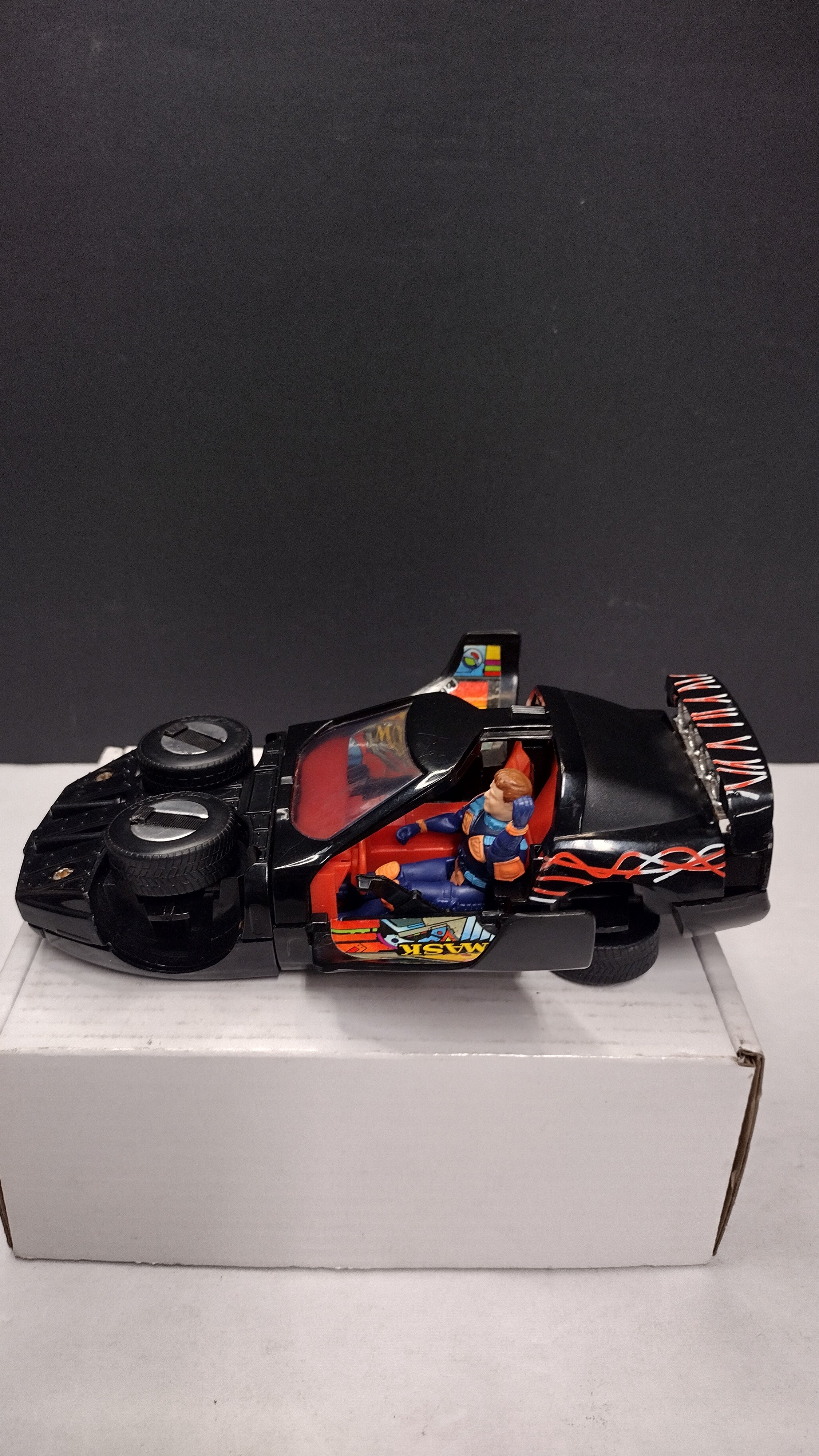 Vintage 1986 Kenner M.A.S.K. Series 2 Raven & Calhoun Burns (Loose / Incomplete)
