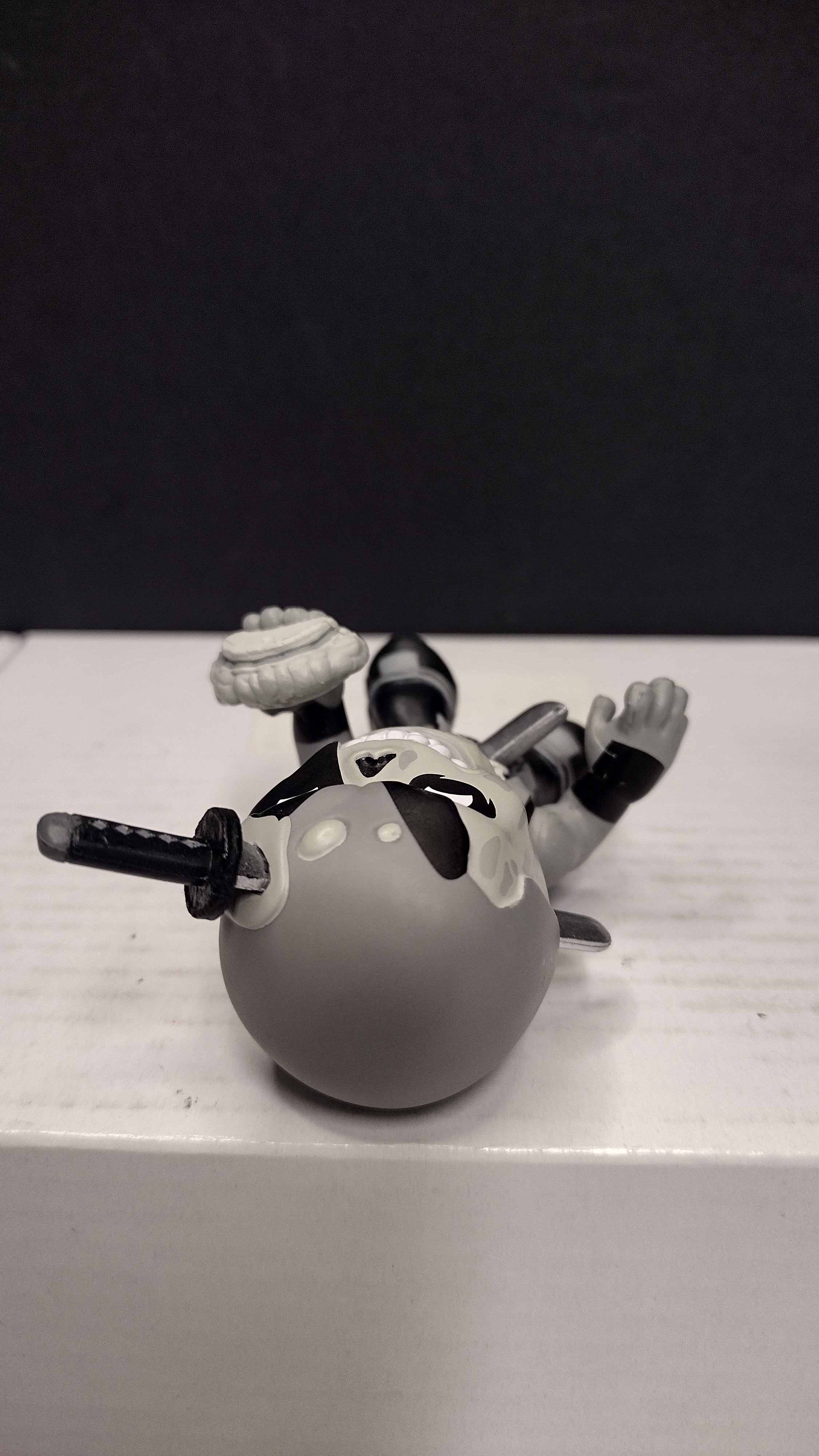 Funko Mystery Minis: Marvel Zombies – Greyscale Zombie Deadpool 2.5" Vinyl Micro Figure • Loose / Rare Variant