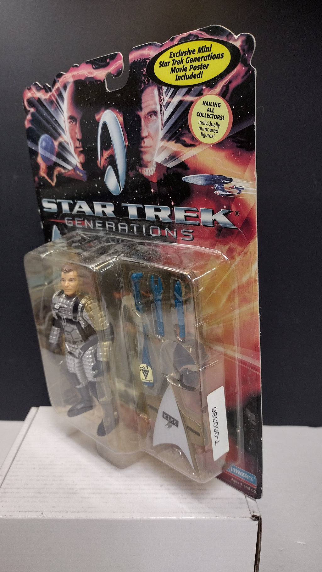 Vintage Star Trek Generations Captain James T. Kirk Space Suit 5" Figure- On Card