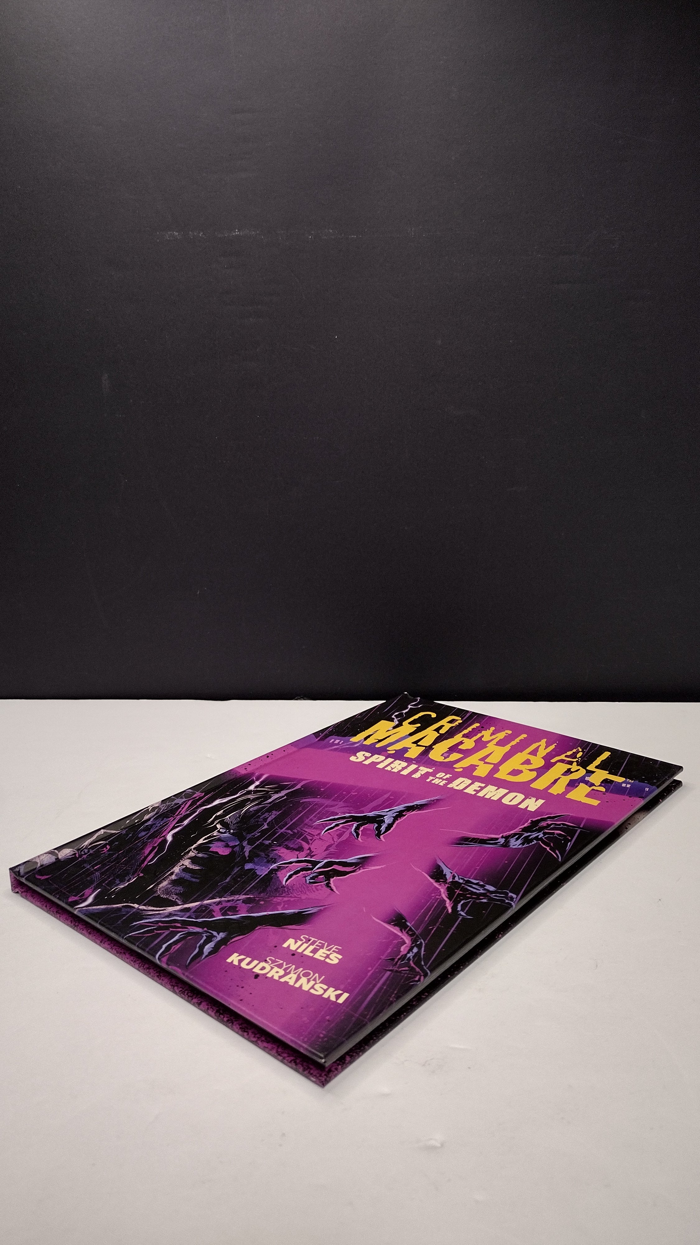 (MATURE) Criminal Macabre: Spirit of the Demon by Steve Niles – Deluxe Hardcover
