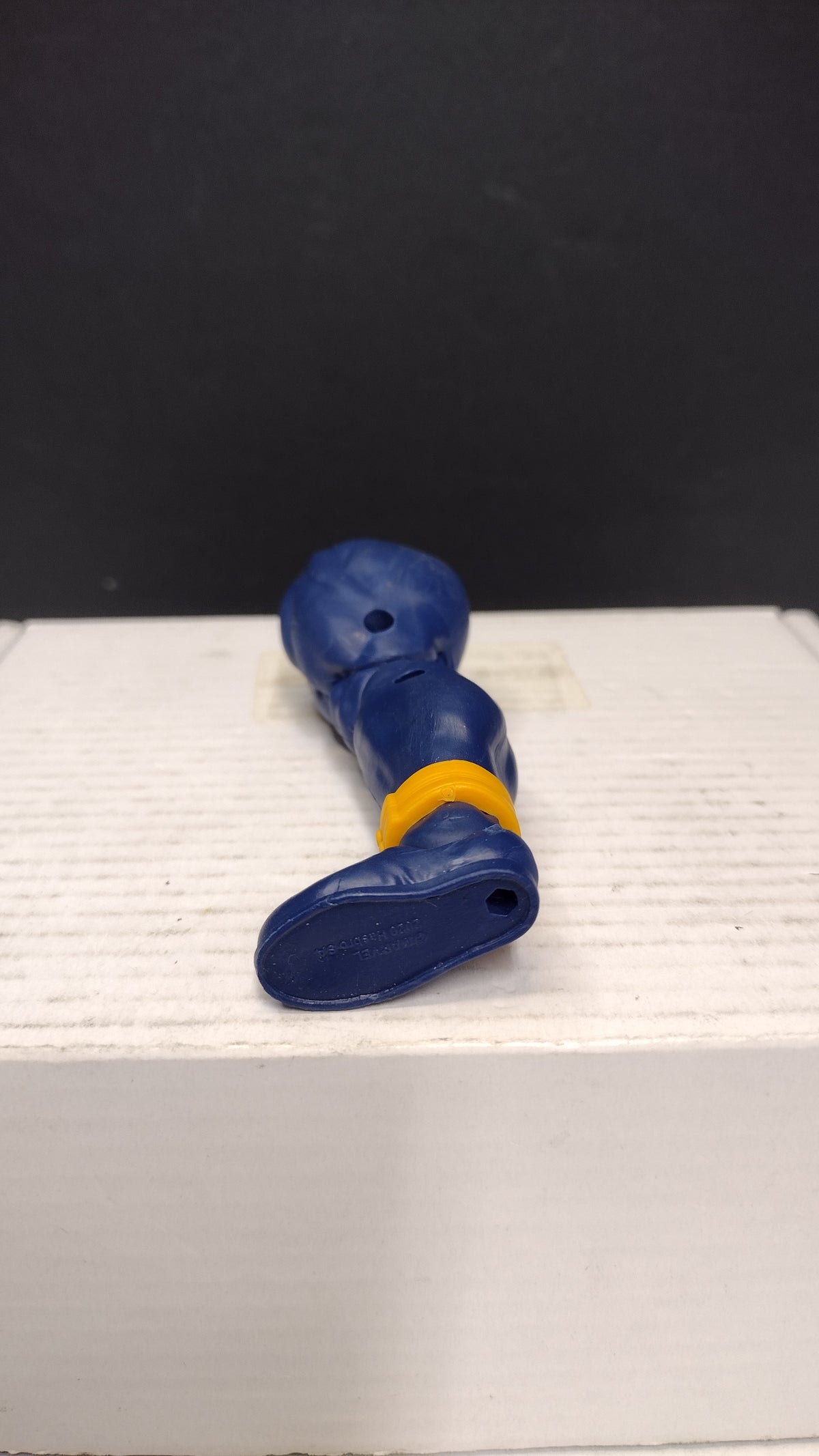 Marvel Legends BAF Strong Guy Right Leg Piece Loose Part