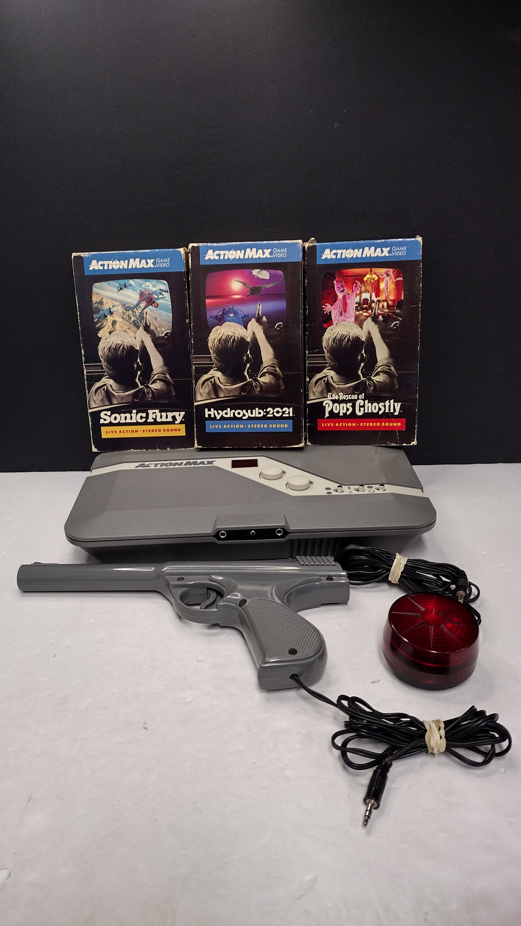 Vintage Action Max AM-1000 NTSC VHS Gaming System Lot - Console, Light Gun, Sensor & 3 Games - Untested