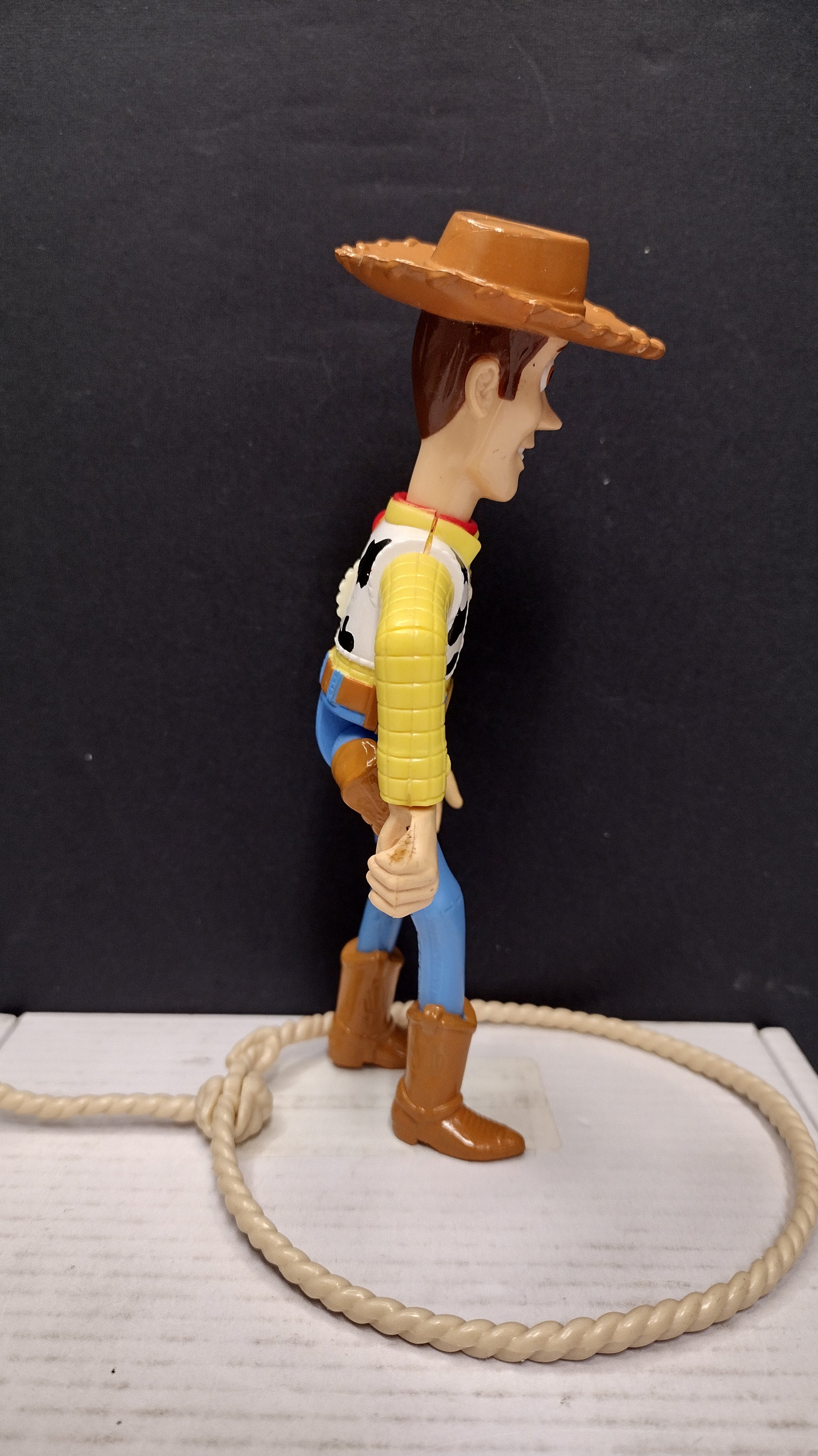 Vintage 1995 Disney Pixar Toy Story Sheriff Woody Burger King Kids Club Plastic Figure with Lasso (Loose)