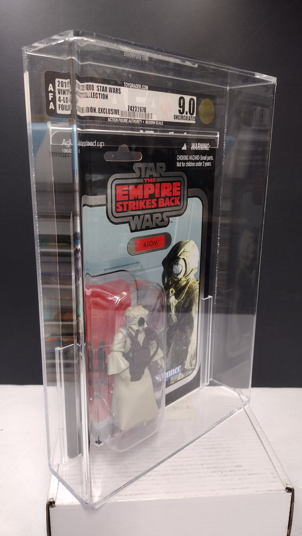 Star Wars The Vintage Collection Celebration V Exclusive 4-LOM 3.75" Action Figure – AFA 9.0 Uncirculated (Mint In Packaged)