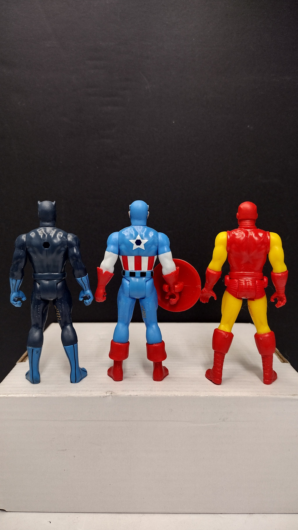 Marvel Legends Retro Collection: Avengers Core – Lot E - Captain America, Iron Man and Black Panther (Loose)