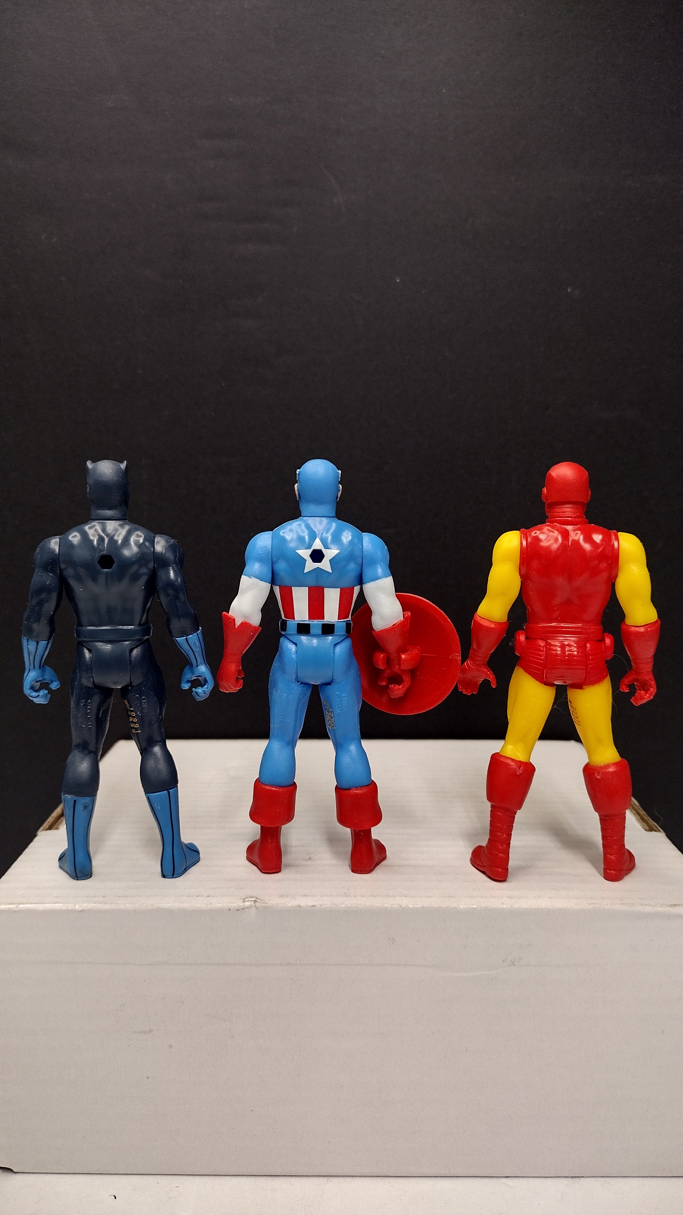 Marvel Legends Retro Collection: Avengers Core – Lot E - Captain America, Iron Man and Black Panther (Loose)