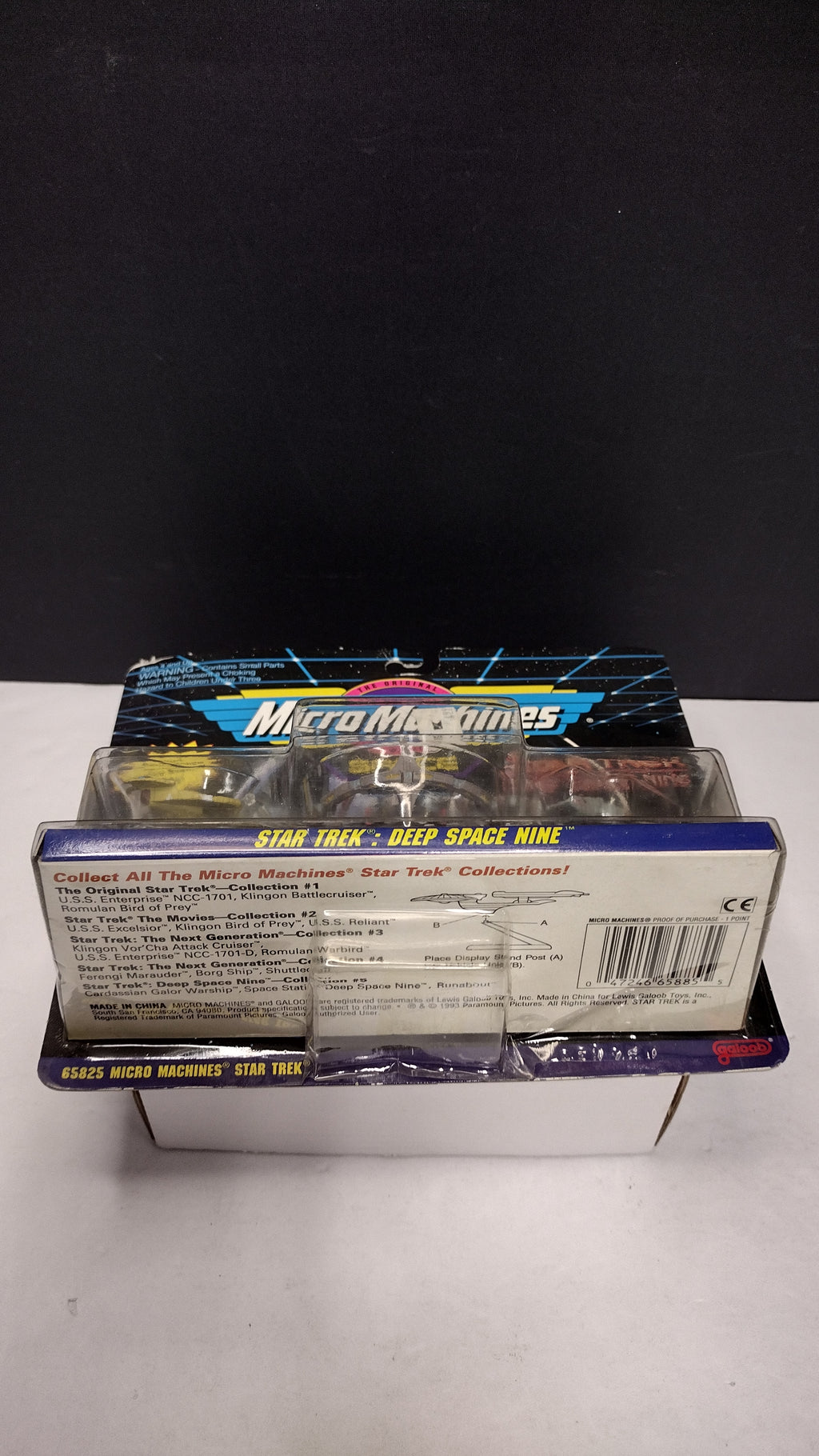 Vintage Micro Machines Star Trek Deep Space Nine #65825 ( Bubble damage)