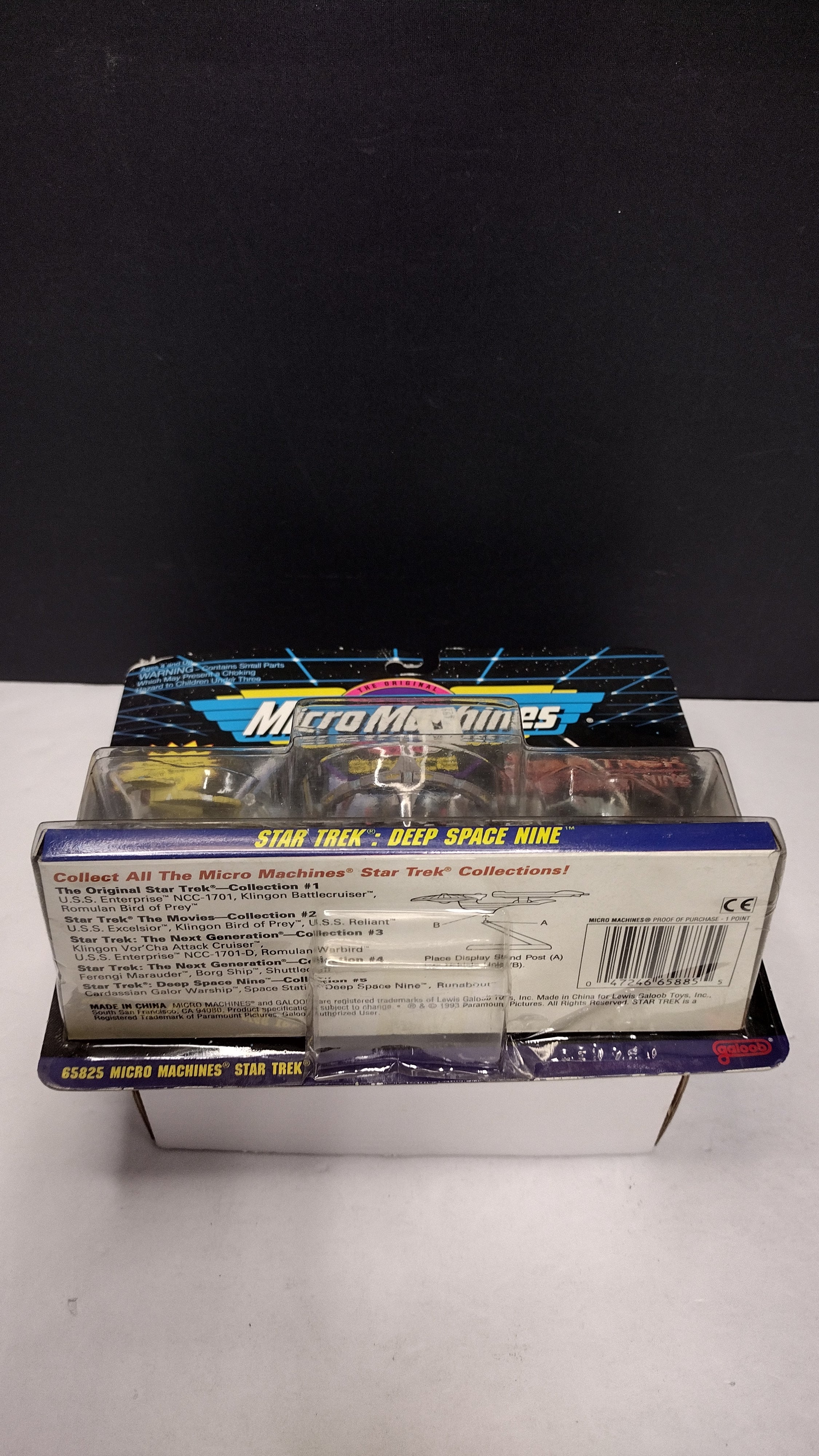 Vintage Micro Machines Star Trek Deep Space Nine #65825 ( Bubble damage)