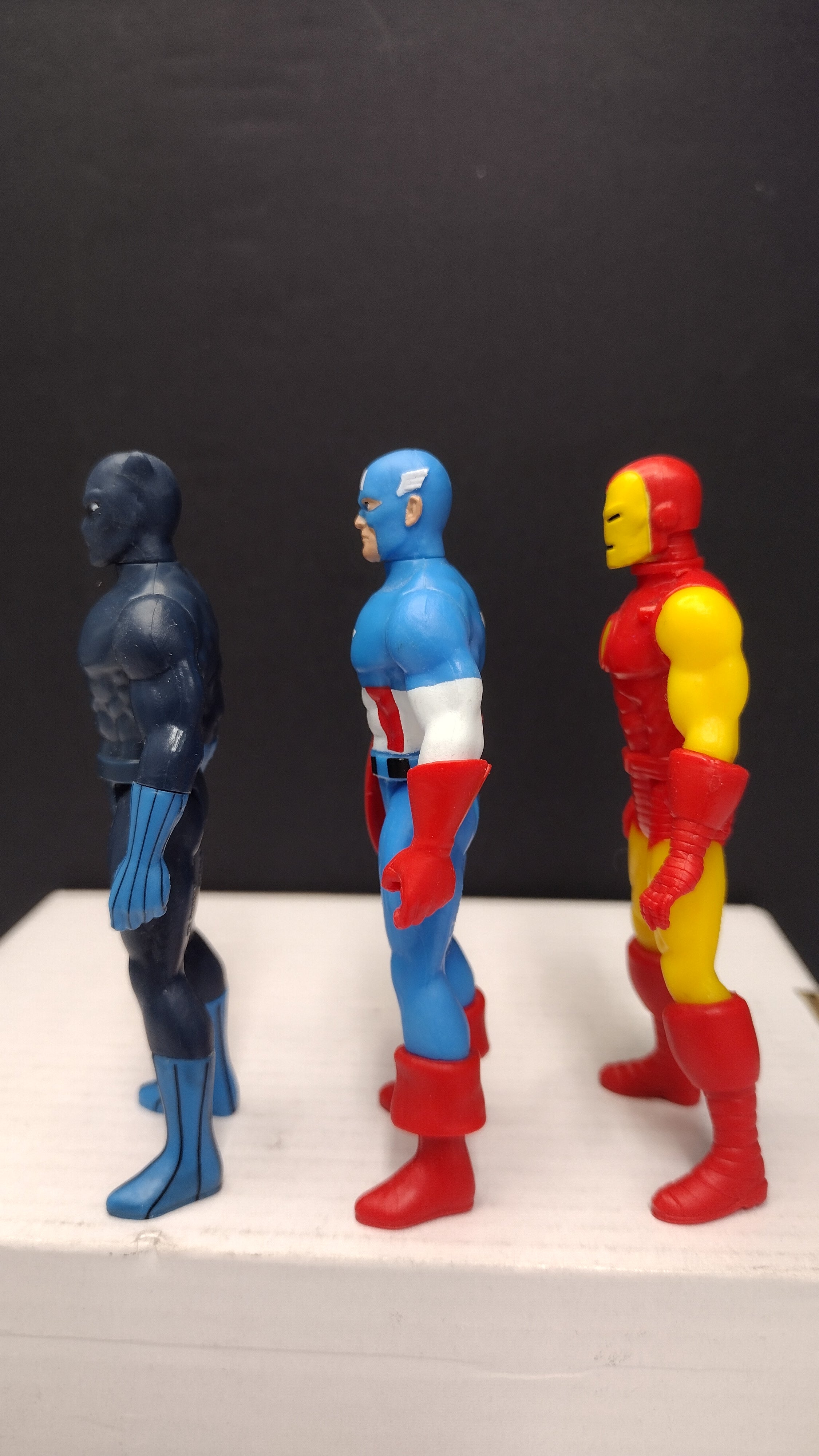 Marvel Legends Retro Collection: Avengers Core – Lot E - Captain America, Iron Man and Black Panther (Loose)